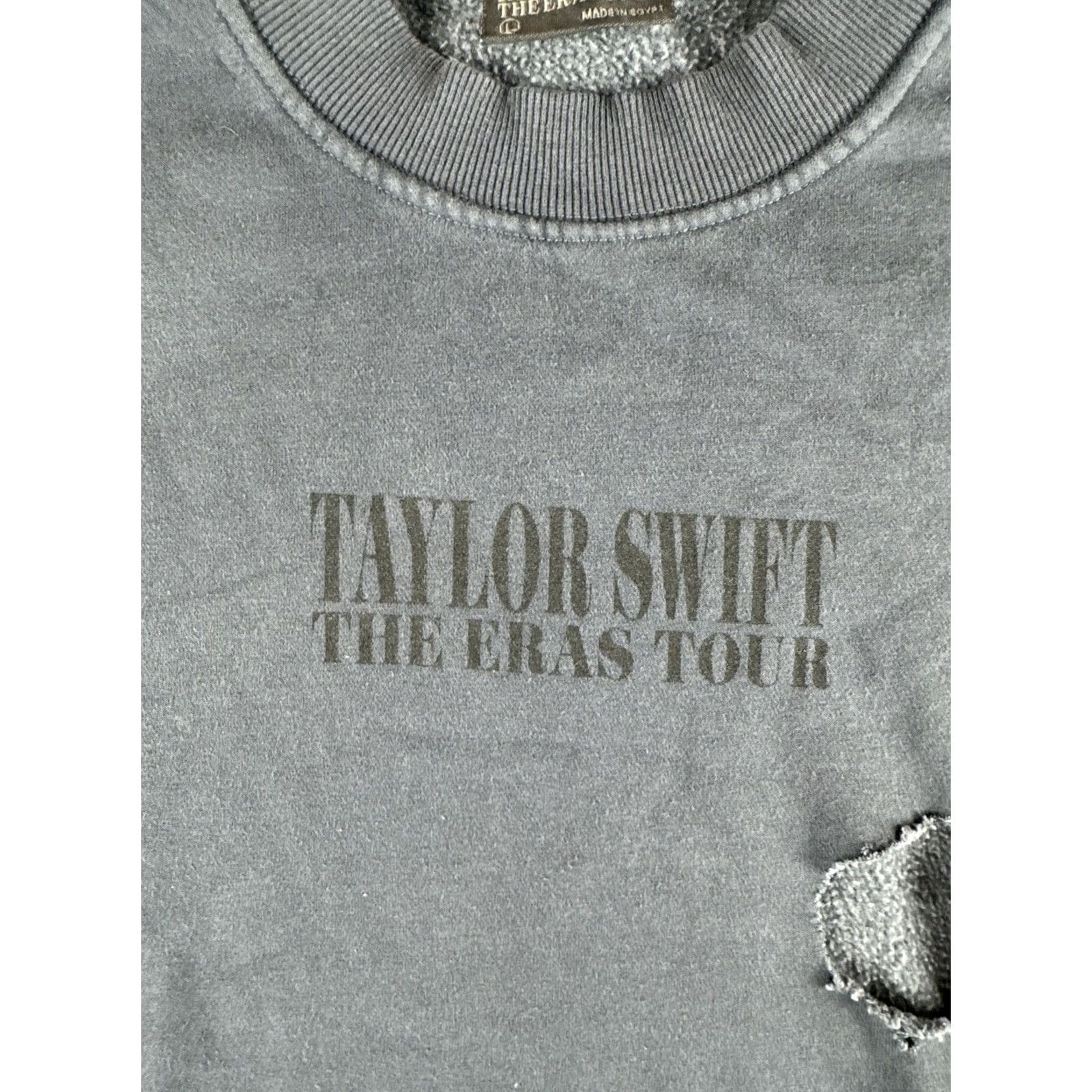 Vintage Taylor Swift The Eras Tour Crewneck Sweatshirt Navy Gray Oversized L Tour Merch Womens Size L / US 10 / IT 46 - 5 Thumbnail
