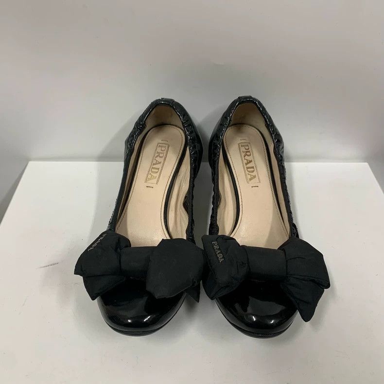Prada Prada Black Bow Patent Leather Flats -2505 Size US 6.5 / IT 36.5 - 2 Thumbnail