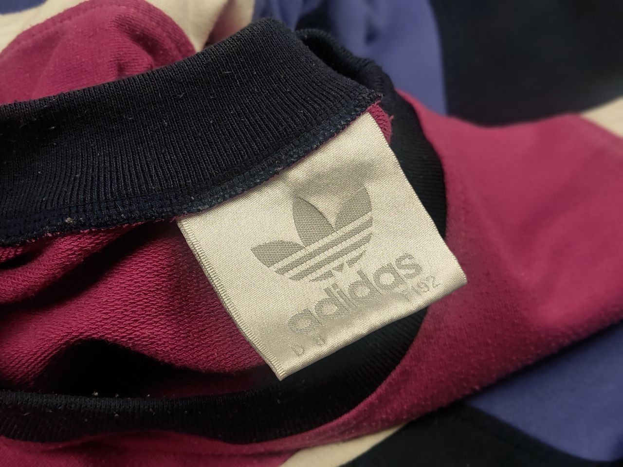 Adidas Vintage 90's Adidas Originals Worldwide Sports Sweatshirt Size US L / EU 52-54 / 3 - 12 Thumbnail
