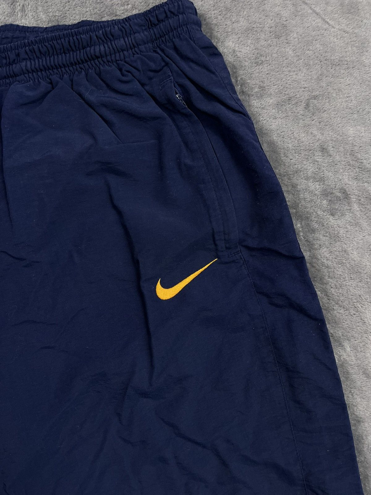 Nike 90s Nike Parachute Track Pants Swoosh Logo Retro Y2k Rare Size US 34 / EU 50 - 2 Thumbnail