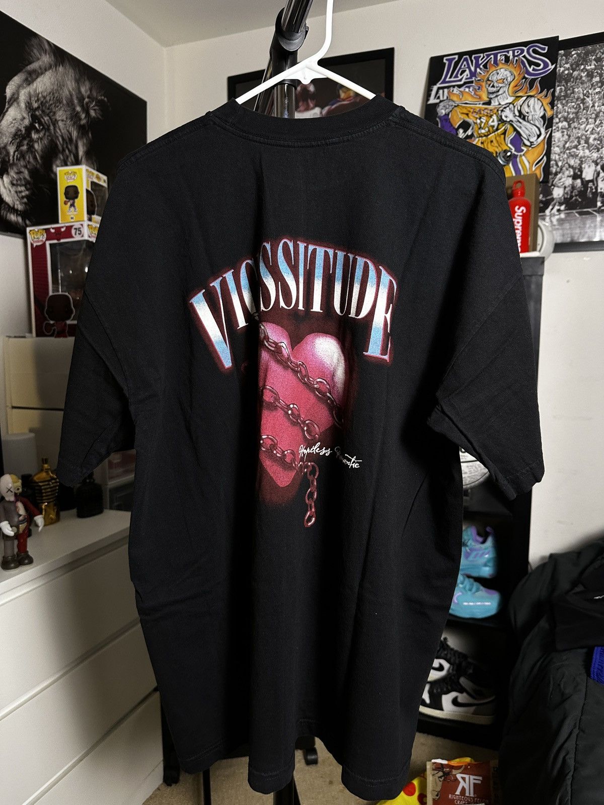 Vintage Vintage Heart Tee🔥❤️ Size US XL / EU 56 / 4 - 2 Thumbnail