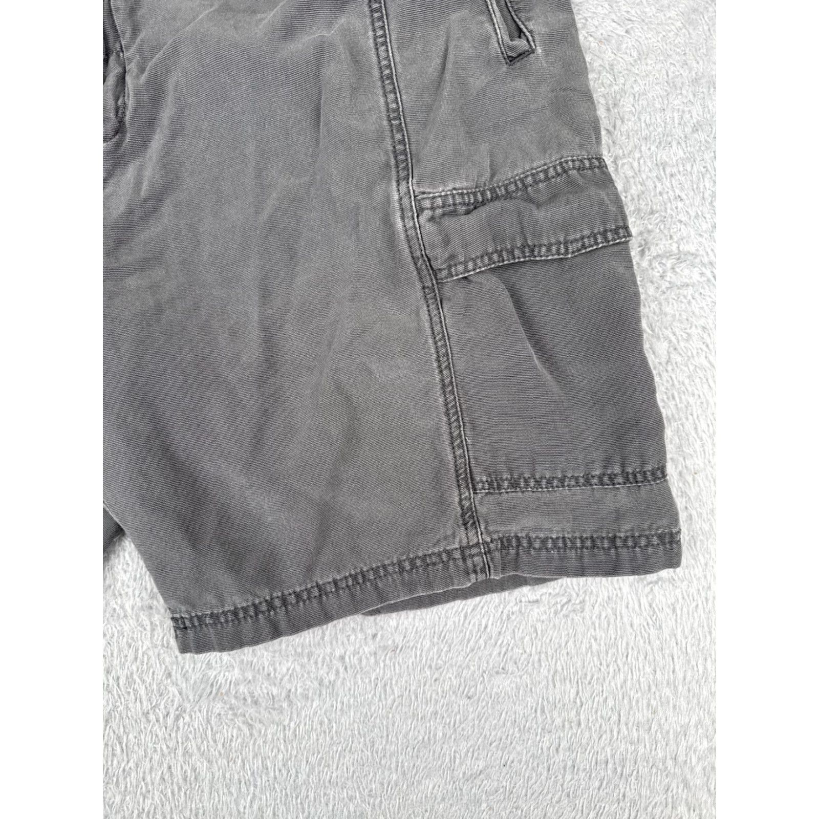 Tommy Bahama Tommy Bahama Shorts Men 40 Gray Cargo Beach Resort 40x10 Tencel Cotton Blend Mens Size US 40 / EU 56 - 2 Thumbnail
