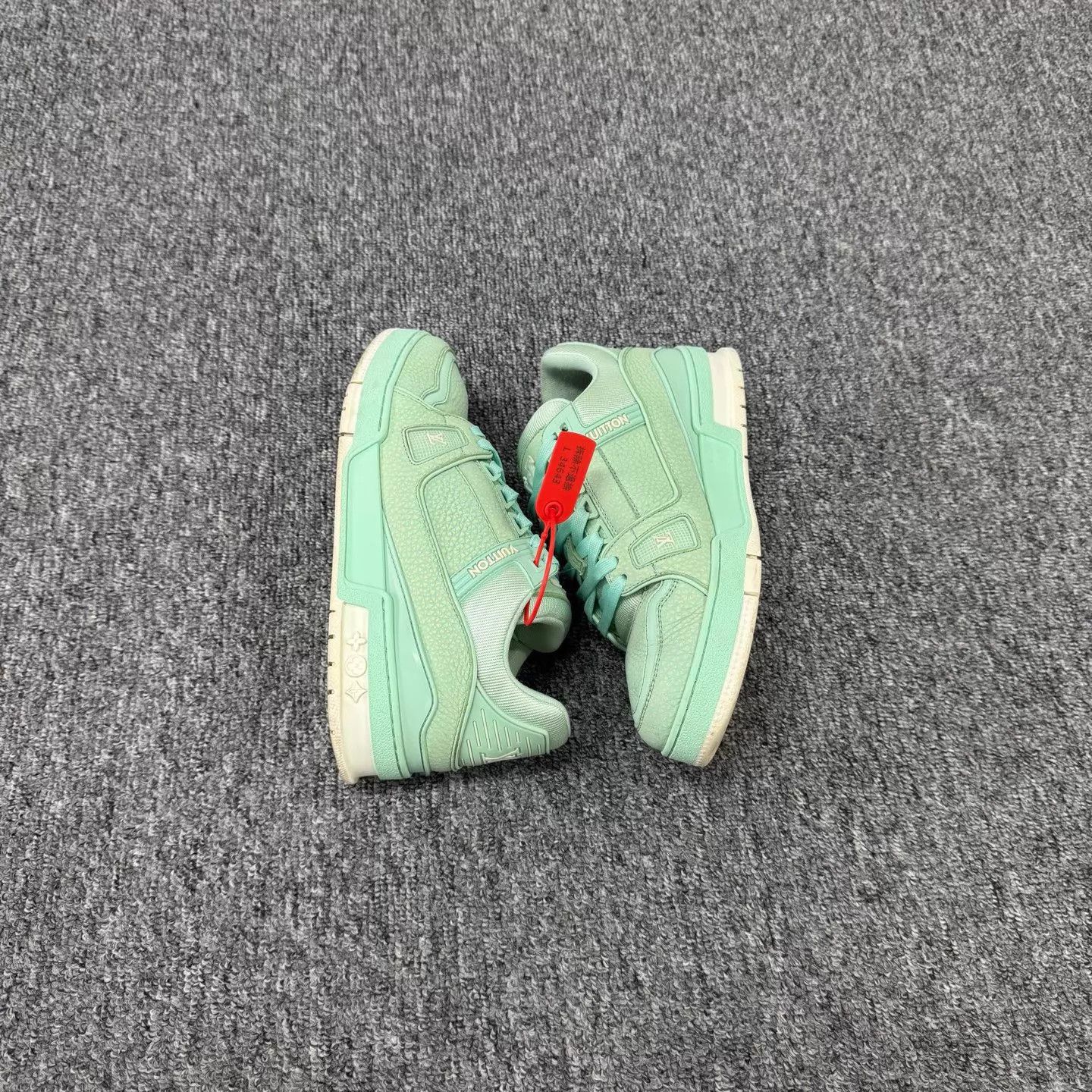 Louis Vuitton Louis Vuitton Mint Green Trainer 39 98 New Size US 6 / EU 39 - 4 Thumbnail