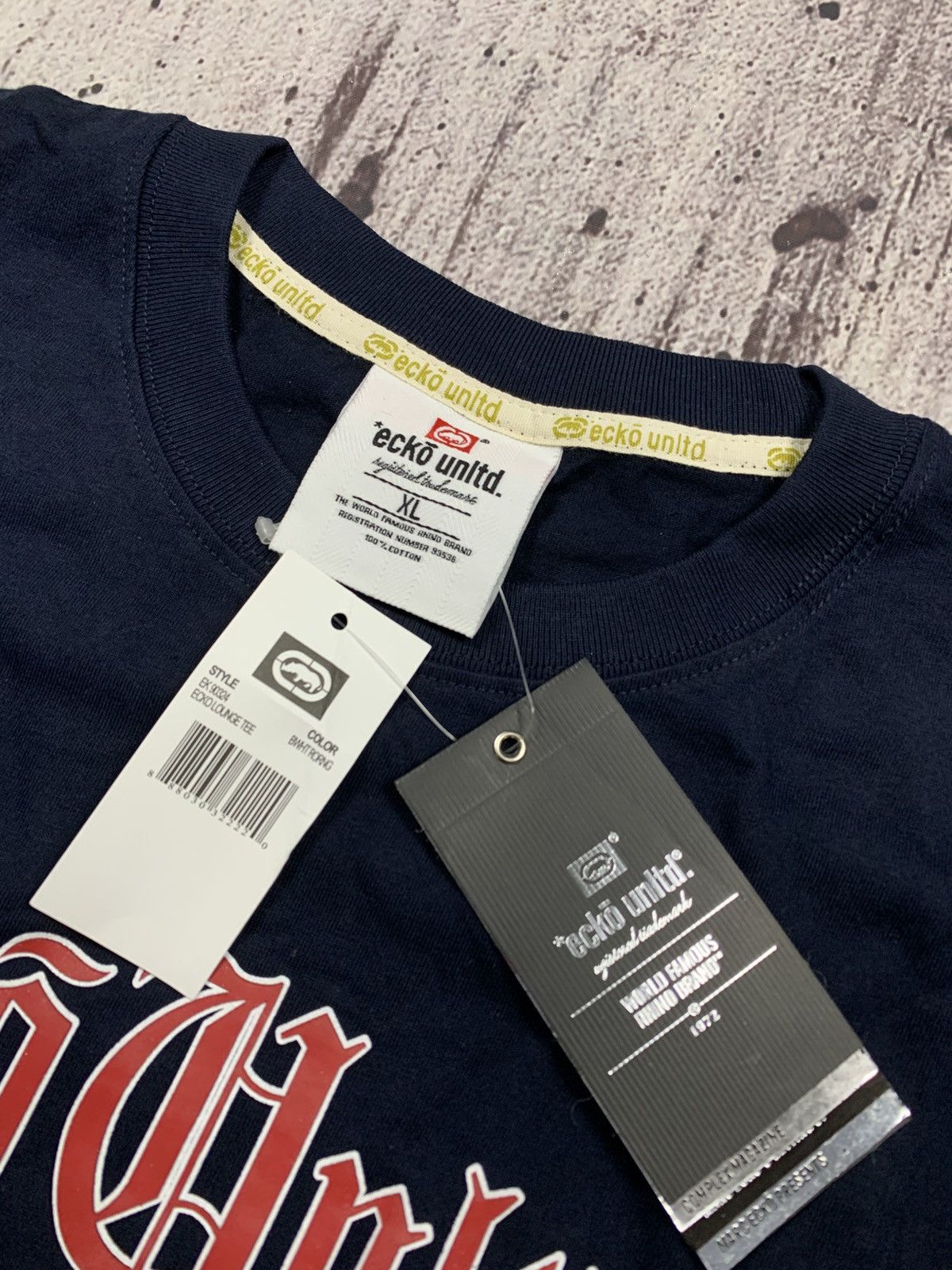 Ecko Unltd. Ecko UNLTD. Tee Vintage Sk8 Big Logo Avantgarde Style Size US XL / EU 56 / 4 - 5 Thumbnail
