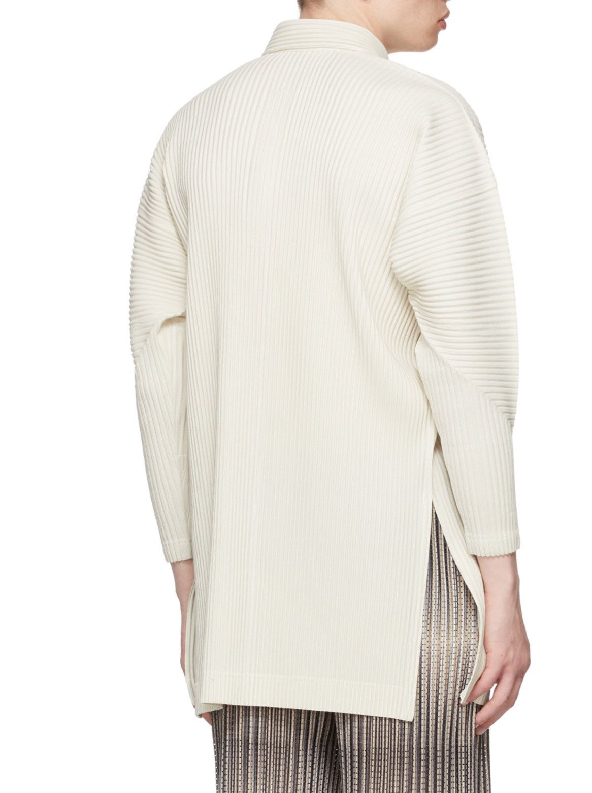 Homme Plisse Issey Miyake Ivory Monthly Color March Coat Size US L / EU 52-54 / 3 - 2 Thumbnail