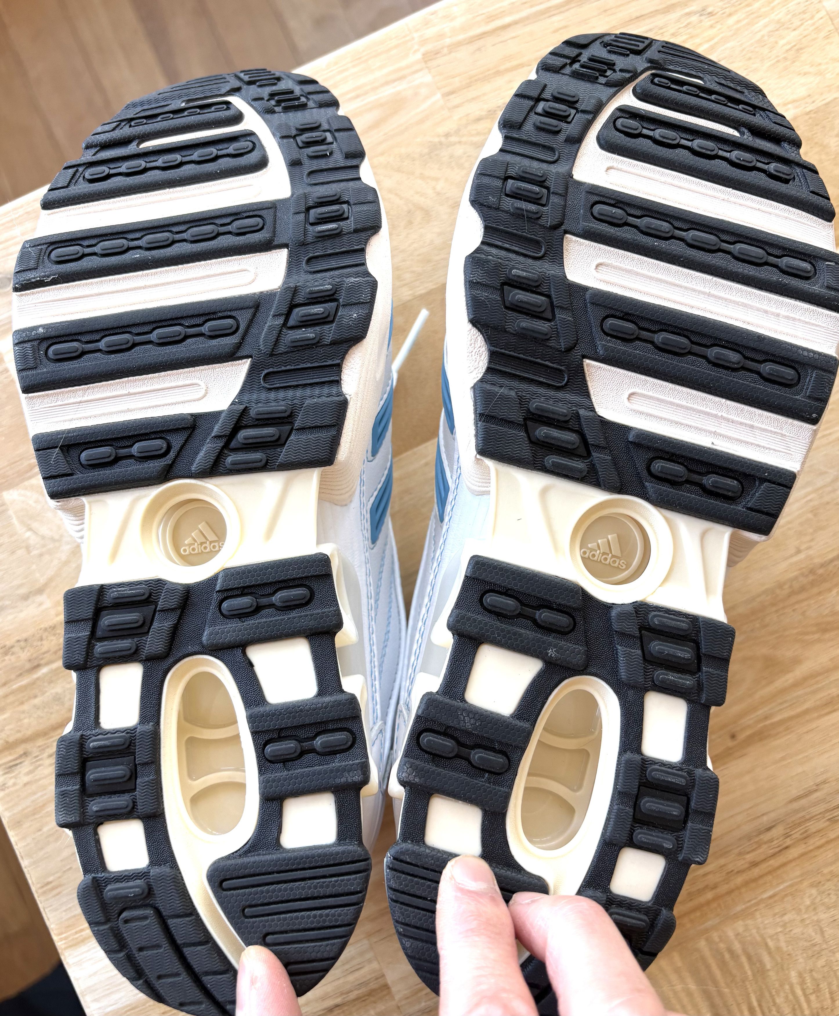 Adidas Kith x Predator Megaride 'White Blue Size US 7 / EU 40 - 5 Thumbnail