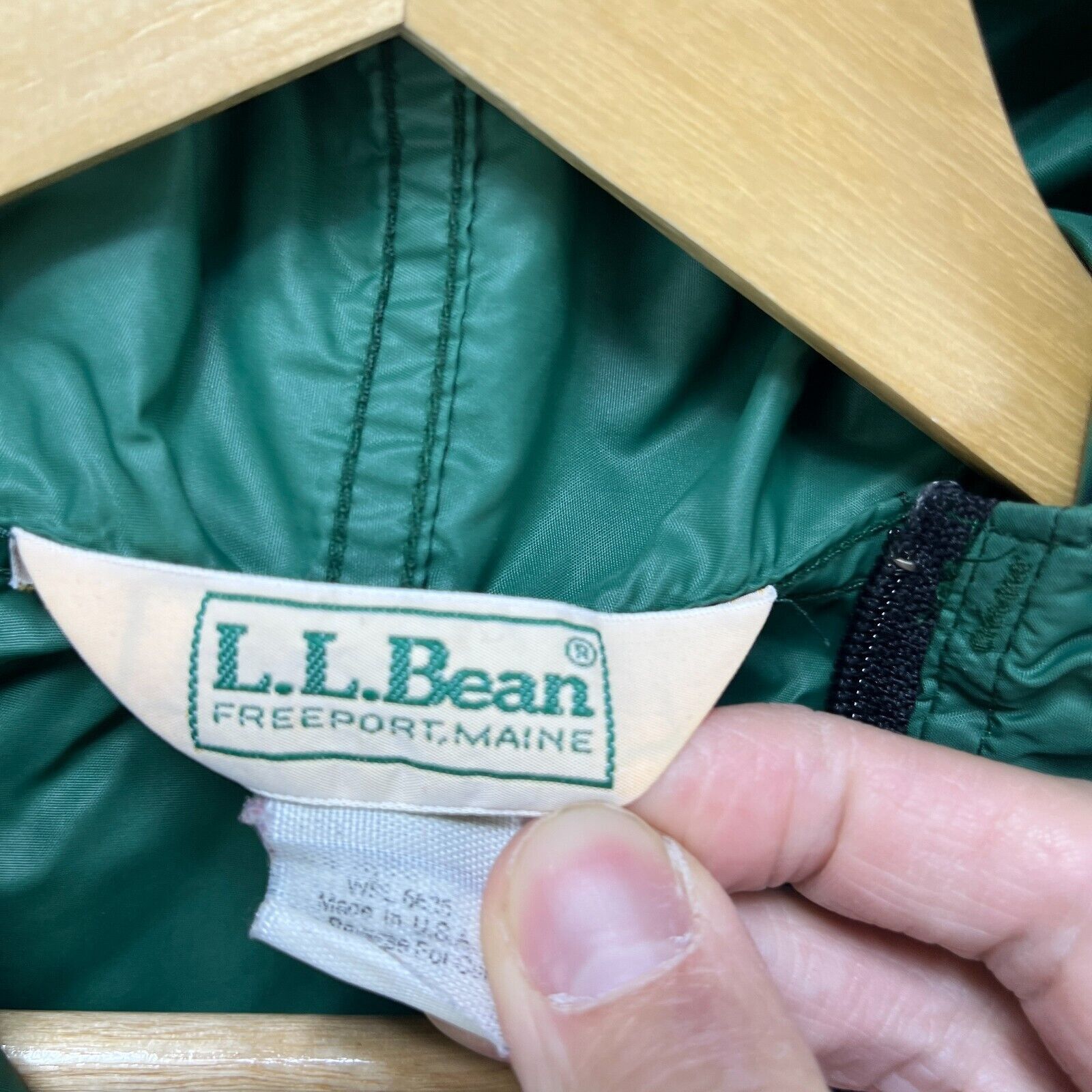 L.L. Bean × Vintage Vintage 90s LL Bean Windbreaker Jacket Medium Made in USA Size US M / EU 48-50 / 2 - 10 Thumbnail