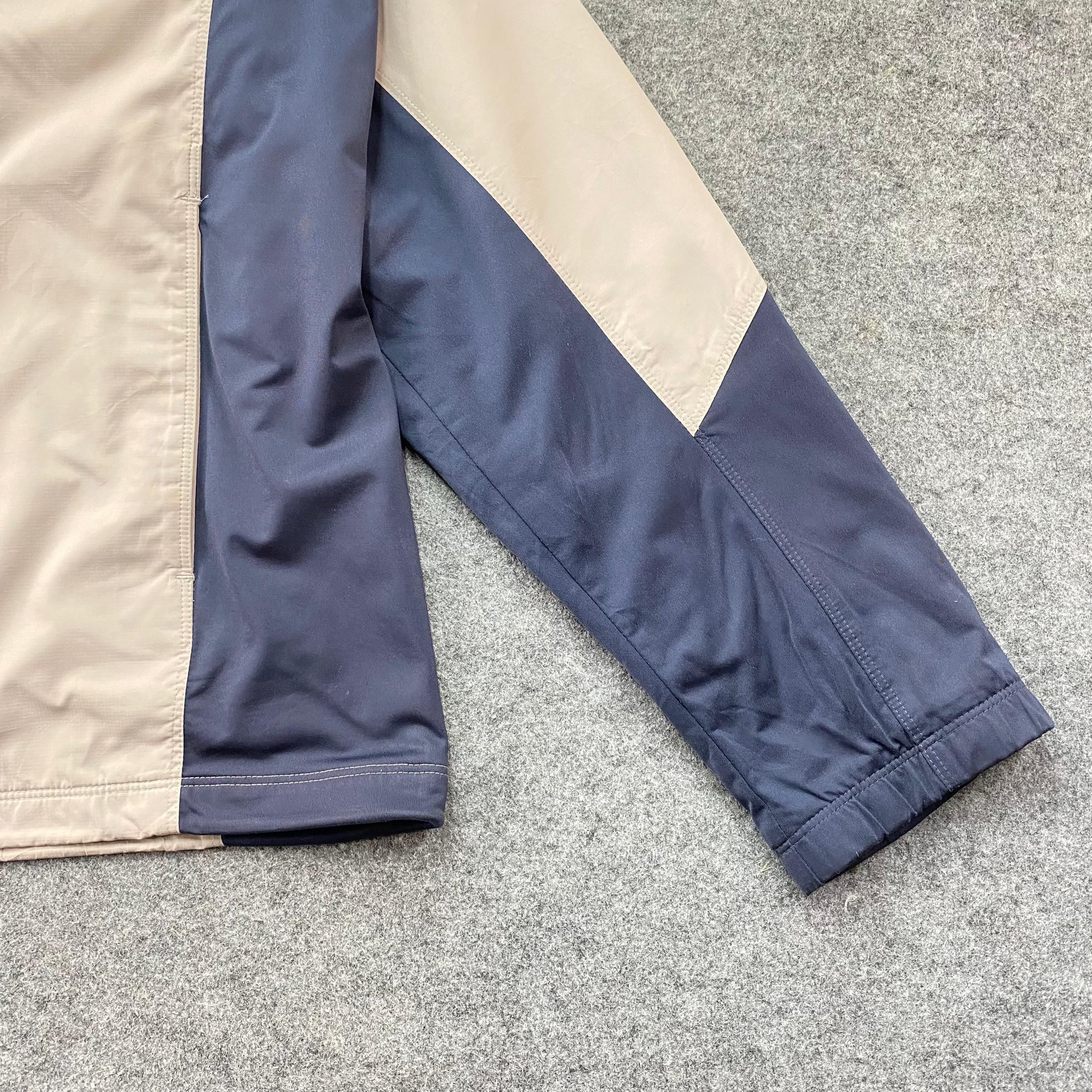Nike Vintage Nike Sport Windbreaker Hoodies Jacket Size US L / EU 52-54 / 3 - 6 Thumbnail