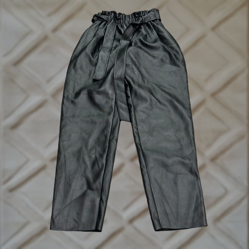 AQUA Aqua Luxe By Bloomingdale's Leather Paperbag Pants Womens Small Black Belt 24x27 Size 28" / US 6 / IT 42 - 1 Thumbnail