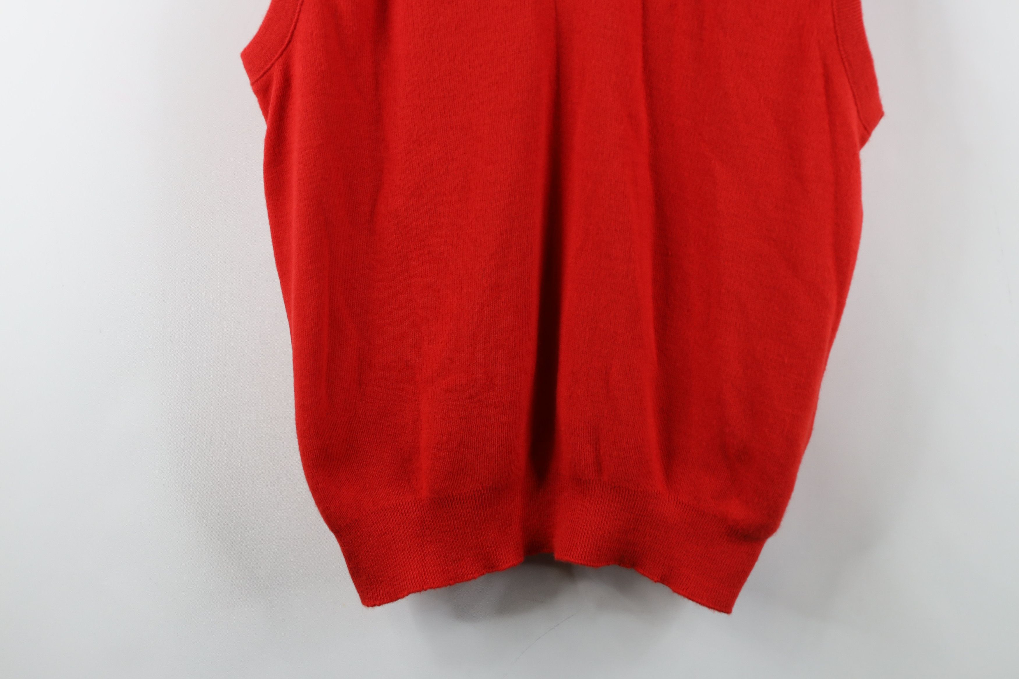 Vintage Vintage 70s Streetwear Knit V-Neck Sweater Vest Red USA Size US L / EU 52-54 / 3 - 3 Thumbnail