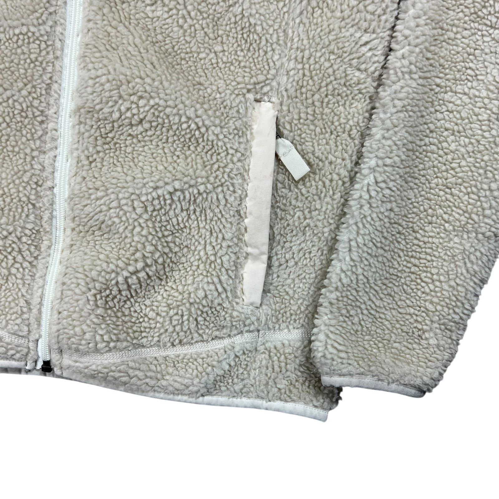 Patagonia 2013 Patagonia Women’s Retro Deep Pile fleece jacket (L) Size M / US 6-8 / IT 42-44 - 3 Thumbnail