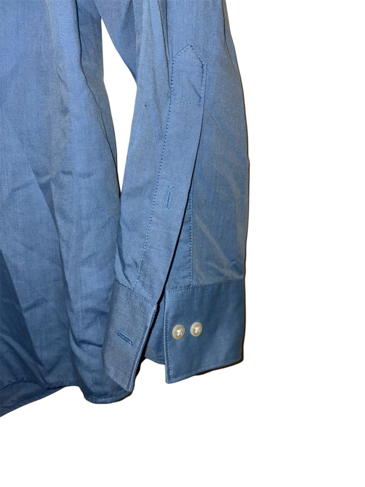 Van Heusen Van Heusen Blue Chambray Fitted Button Up LS Dress Shirt Size US M / EU 48-50 / 2 - 11 Thumbnail