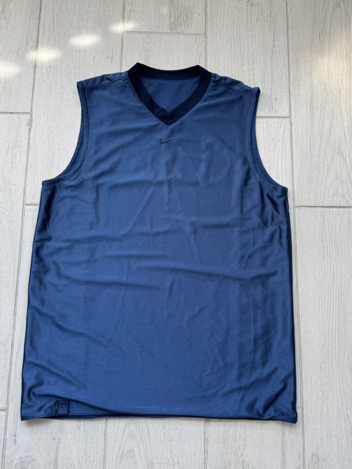 Nike Vintage Y2K Nike Reversible Center Swoosh Basketball Jersey Size US S / EU 44-46 / 1 - 15 Thumbnail