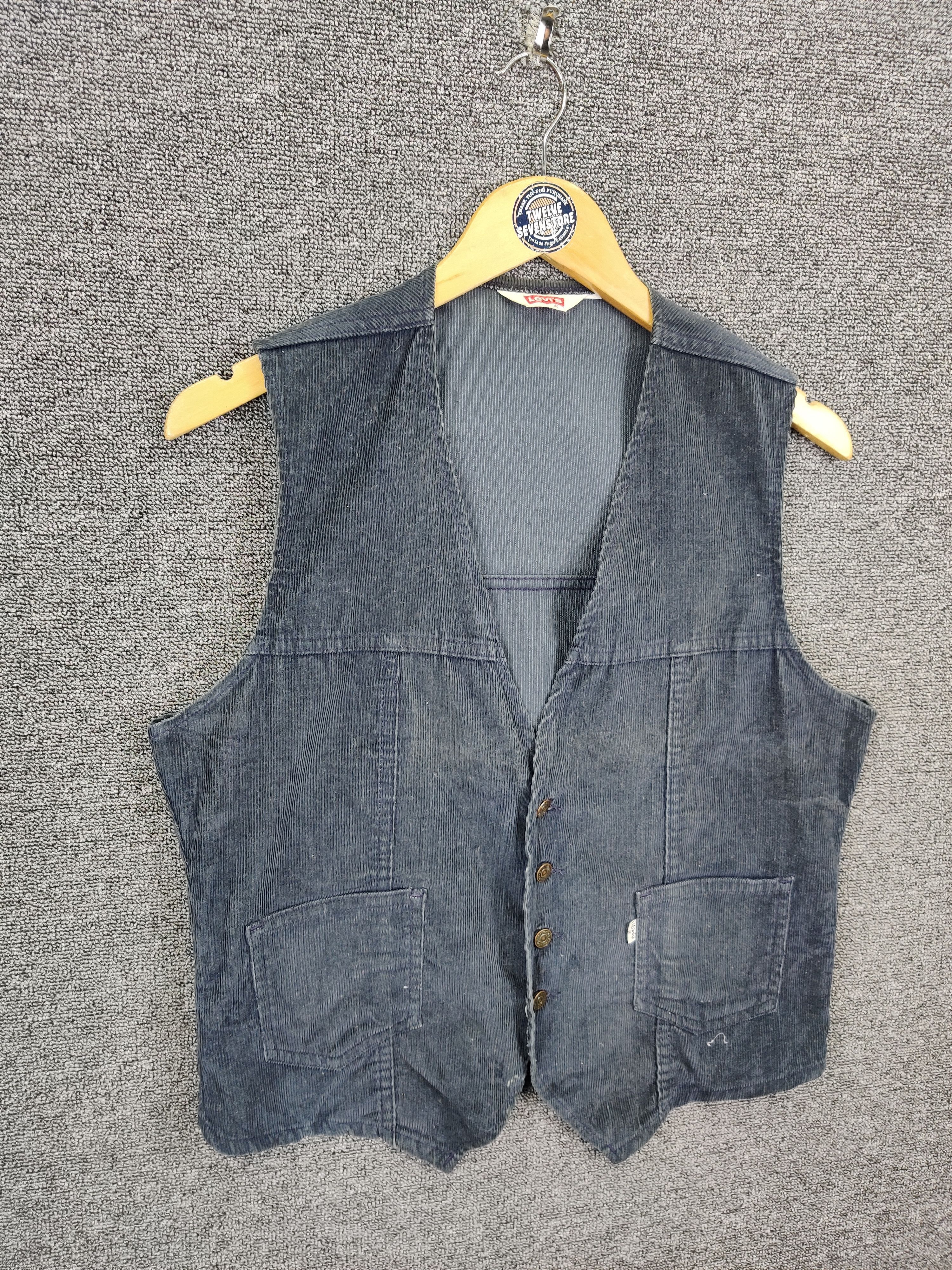 Levi's Vintage Clothing Vintage 90's Levi's Corduroy Buttons Ups Vest Size US M / EU 48-50 / 2 - 5 Thumbnail