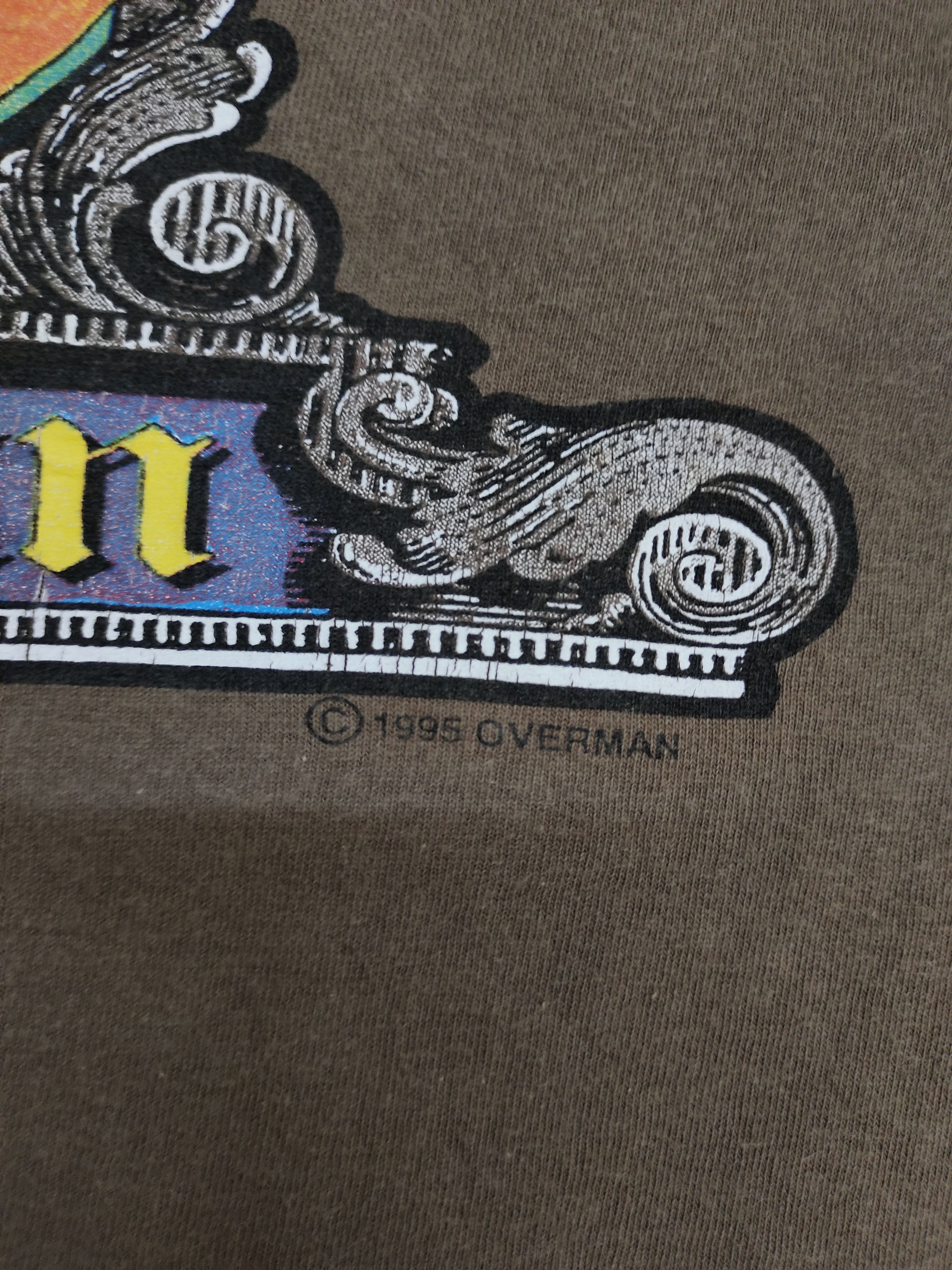 Quiksilver Vintage 90's Overman Ying Yang Logo Surfing 1995 T-Shirt Size US M / EU 48-50 / 2 - 3 Thumbnail