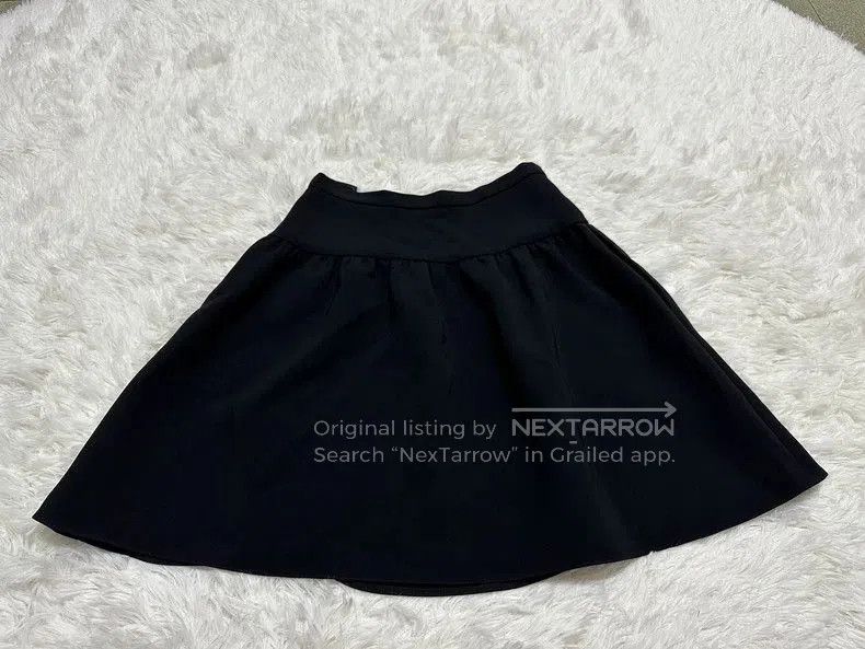 Miu Miu Miu Miu Black Short Skirt. Size 28" / US 6 / IT 42 - 2 Thumbnail