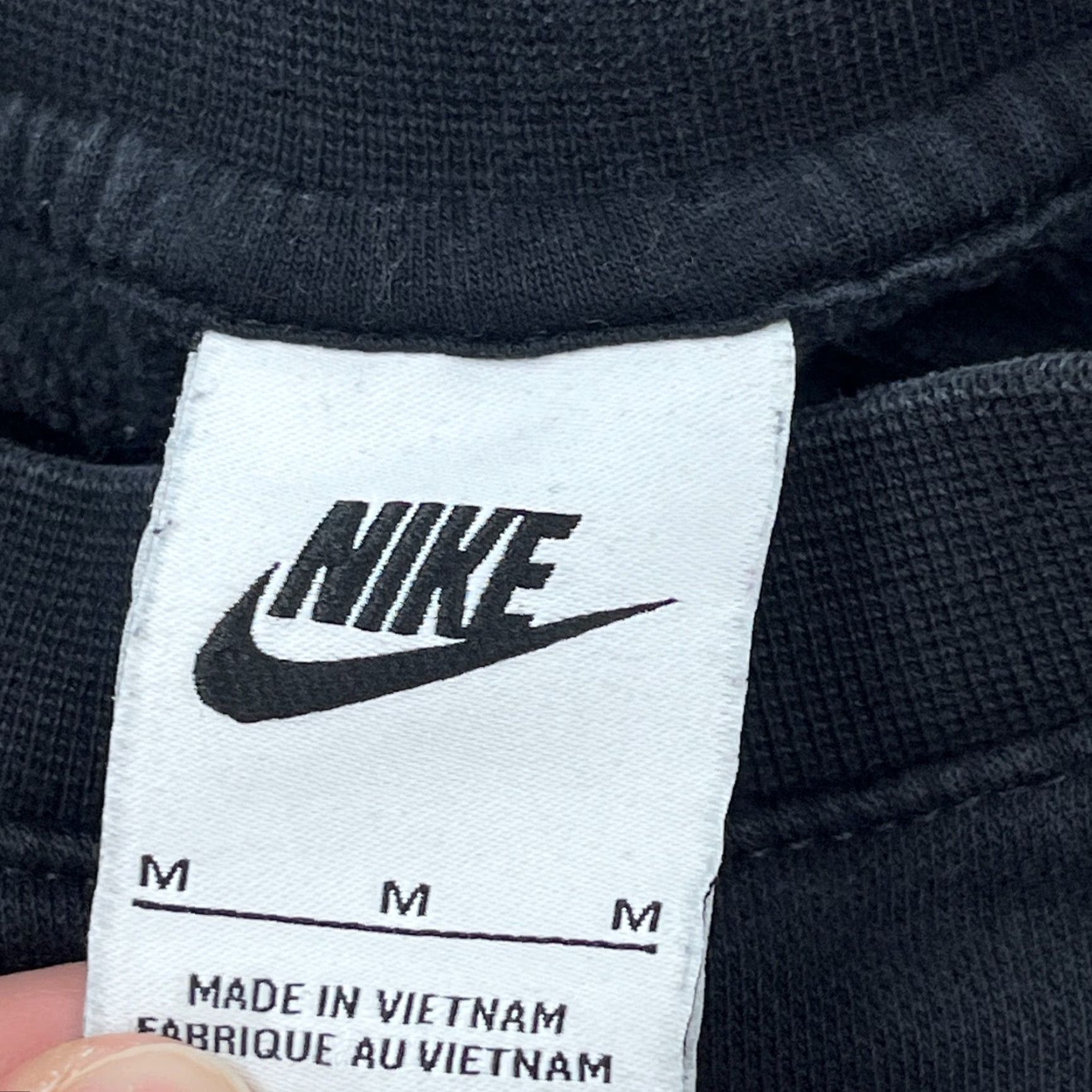 Nike Nike Sweatshirt Women M Black Crew Neck Pullover Graphic Print All Seasons Logo Nike Sportswear Vintage No Size M / US 6-8 / IT 42-44 - 4 Thumbnail
