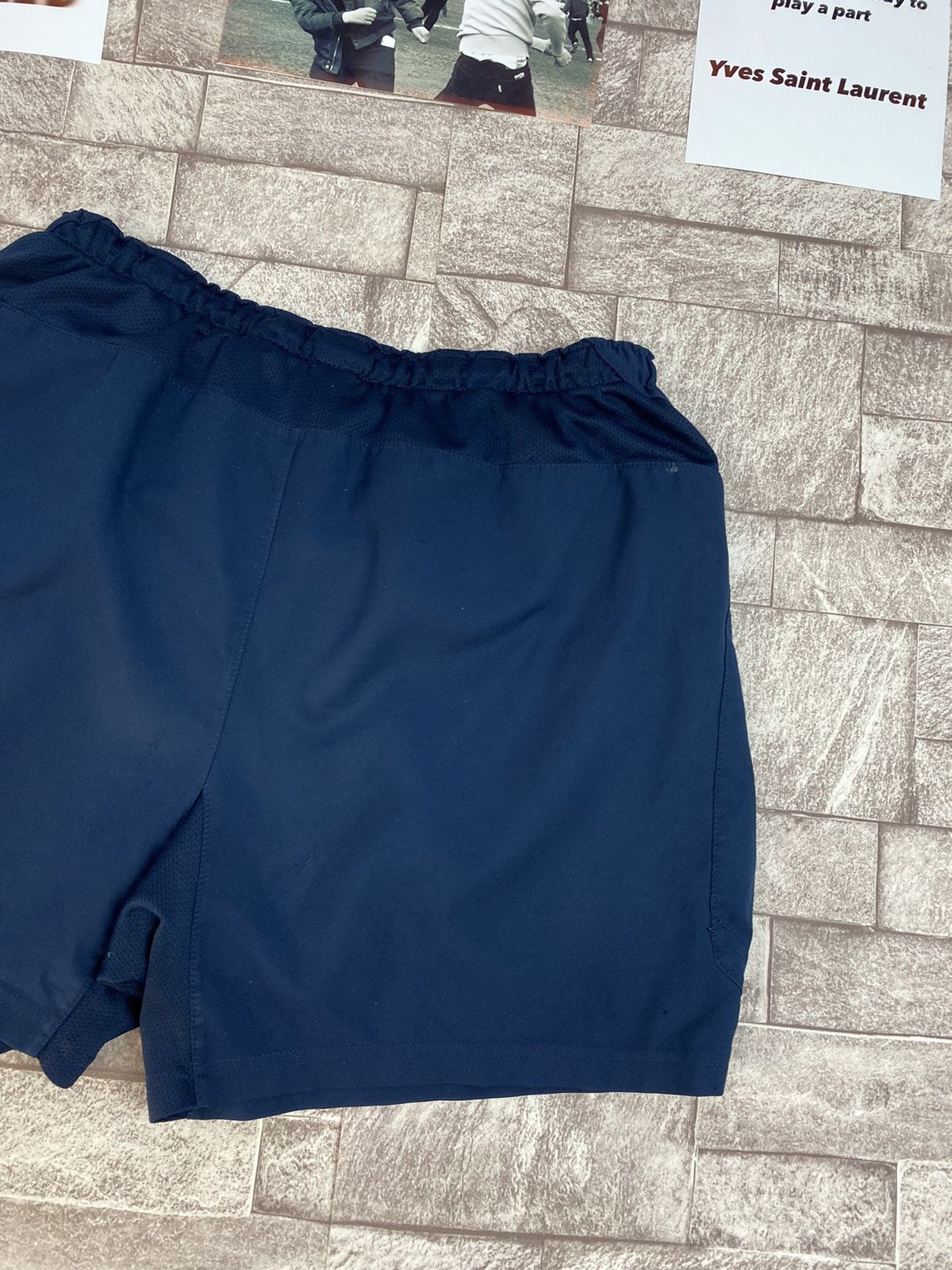 Nike × Vintage FC BARCELONA HOME FOOTBALL SOCCER SHORTS NIKE Size US 32 / EU 48 - 11 Thumbnail