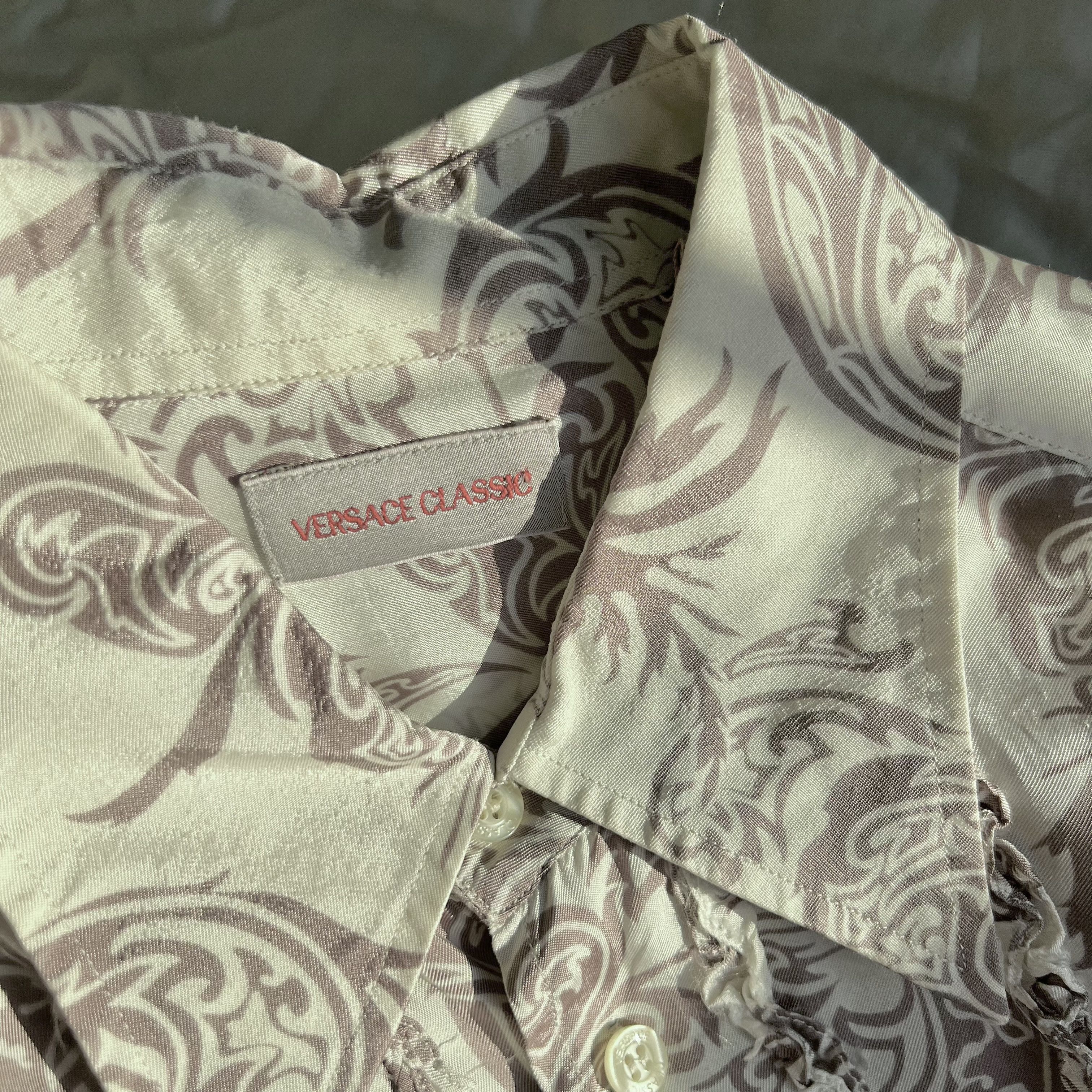 Versace Vintage 90’s Versace Classic Shiny Tribal Print Shirt Size US M / EU 48-50 / 2 - 5 Thumbnail