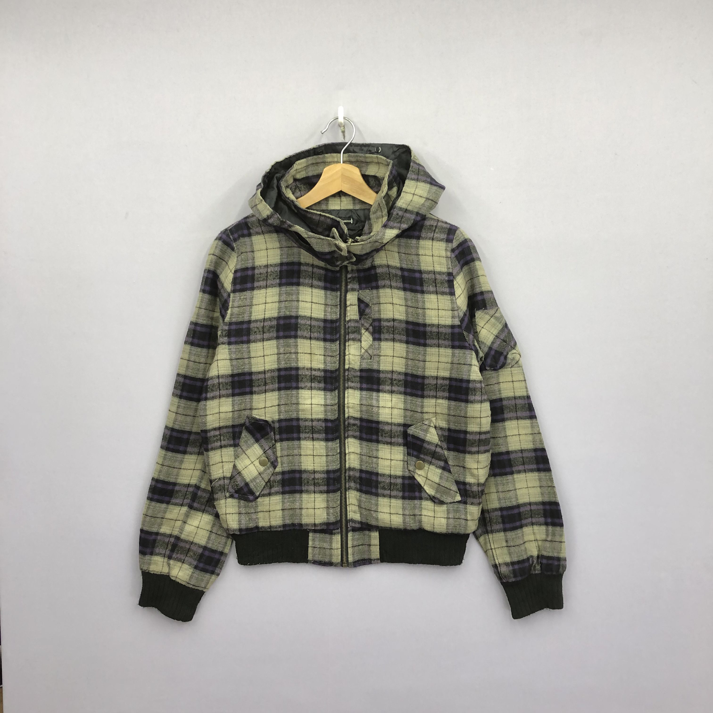 Japanese Brand 90s Riche Glamour Tartan Jacket Japanese Checkered Jackets Size US M / EU 48-50 / 2 - 1 Thumbnail