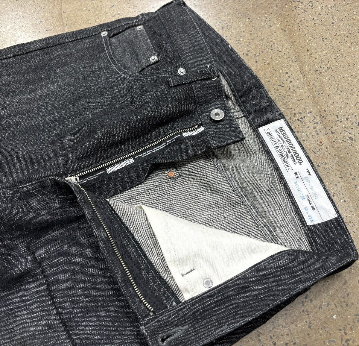 Neighborhood NBHD Neighborhood Rigid Dp.Basic Jeans/Denim size L Size US 34 / EU 50 - 4 Thumbnail