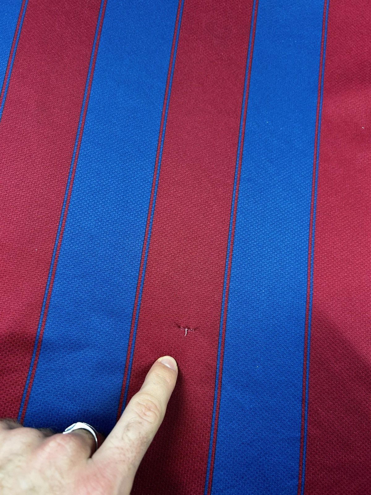 Nike FC BARCELONA 2010/2011 HOME FOOTBALL SOCCER JERSEY NIKE XLL Size US XXL / EU 58 / 5 - 17 Thumbnail