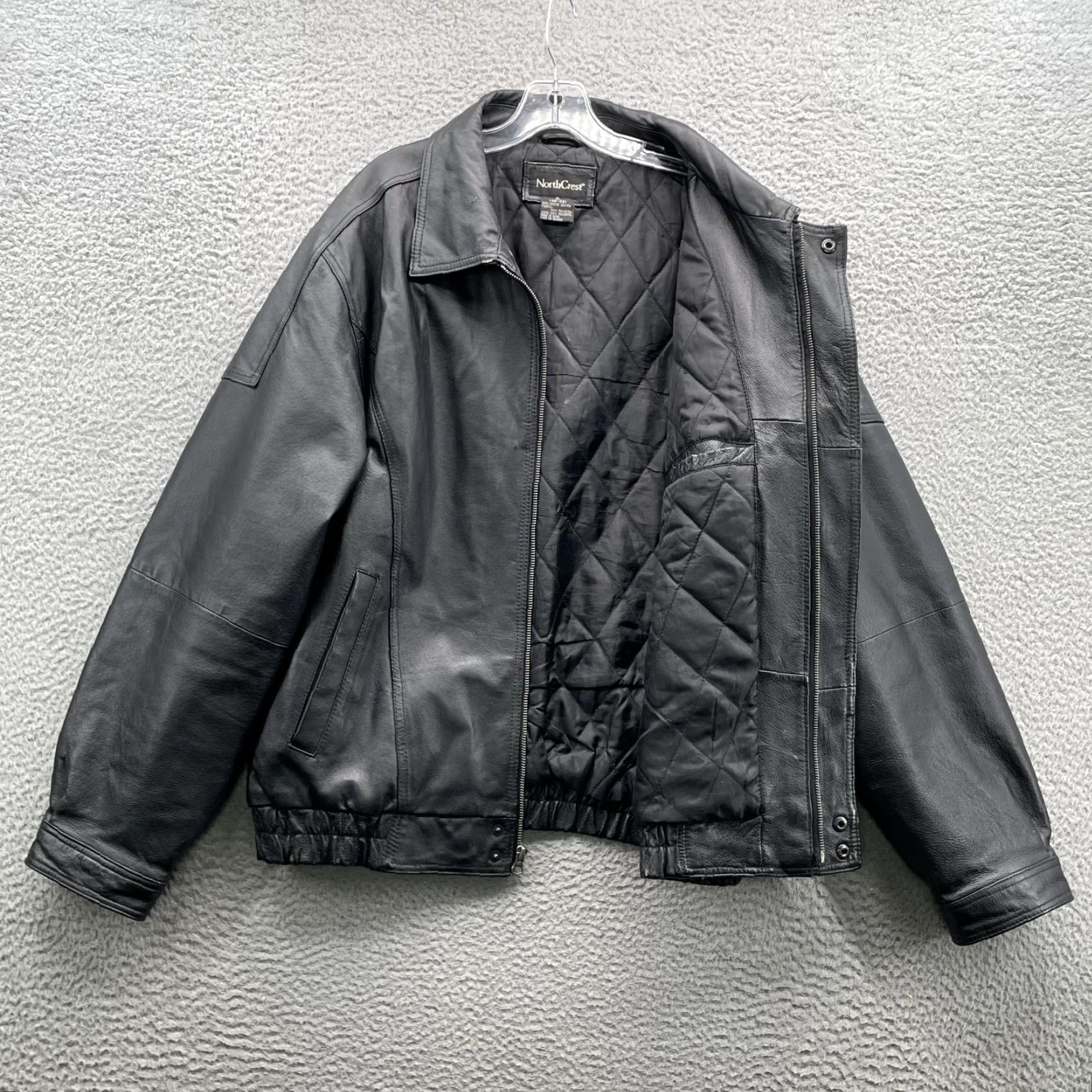 Vintage VINTAGE Northcrest 100% Leather Bomber Jacket Men XL Insulated Flight Streetwear Black Leather Bomber Jacket Mens XL 90s Theme Size US XL / EU 56 / 4 - 7 Thumbnail