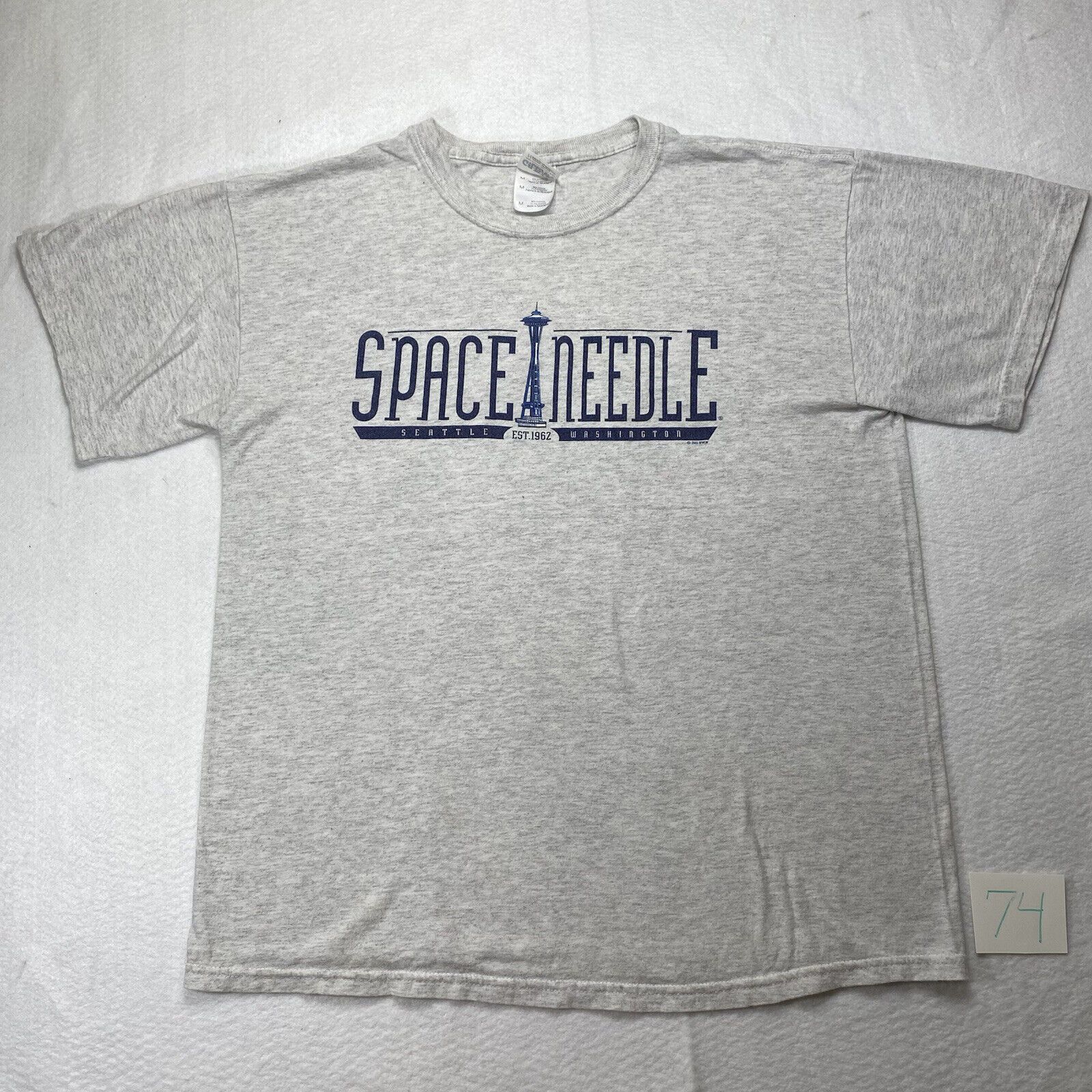 Gildan Seattle Washington Space Needle White Graphic T Shirt Size US M / EU 48-50 / 2 - 1 Thumbnail