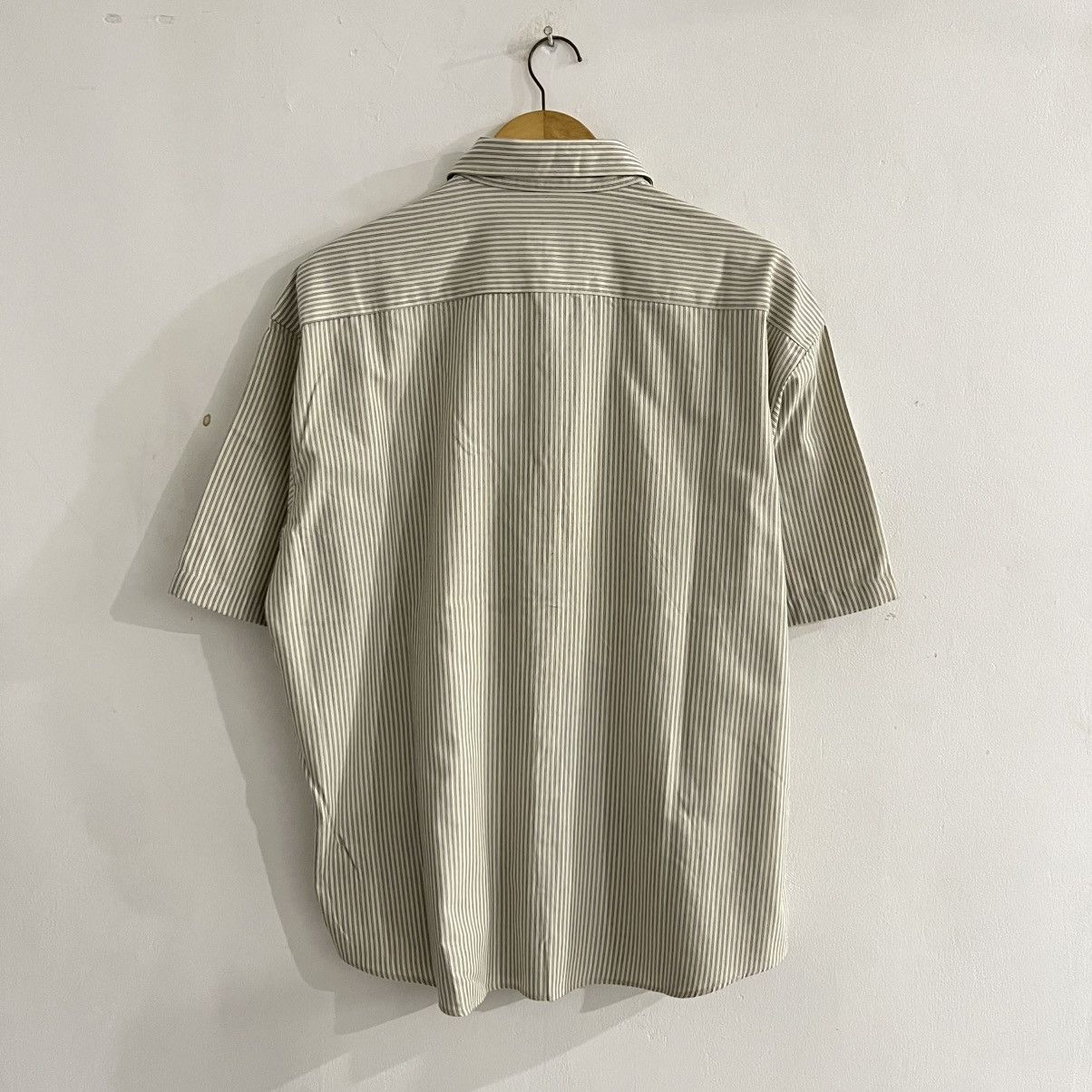 Issey Miyake Diamond Layla - Stried SS button Up Size US L / EU 52-54 / 3 - 6 Thumbnail