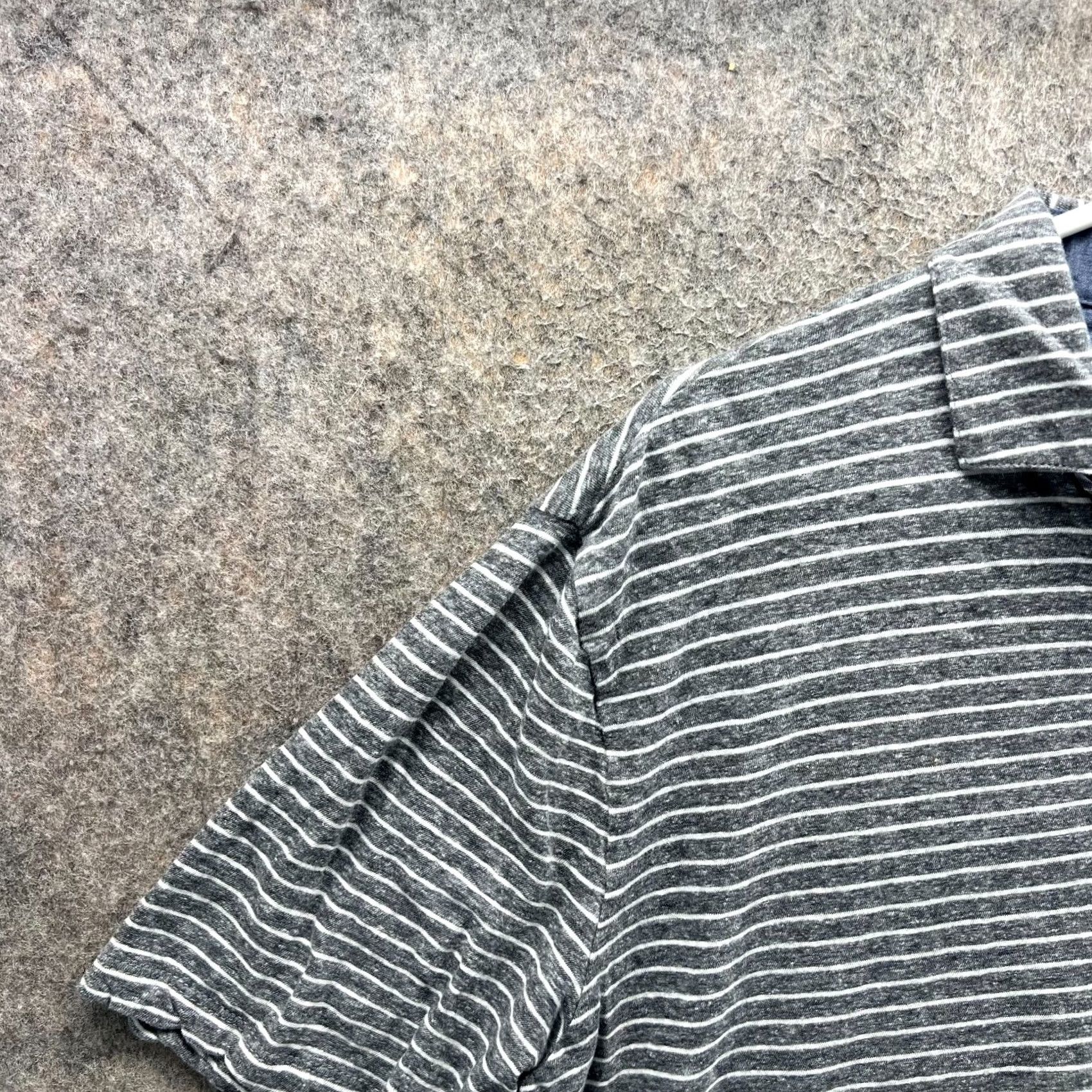 johnnie-O VINTAGE? No. Johnnie-O Hangin' Out Polo Shirt Mens Medium Gray Striped Short Sleeve Cotton Size US M / EU 48-50 / 2 - 3 Thumbnail