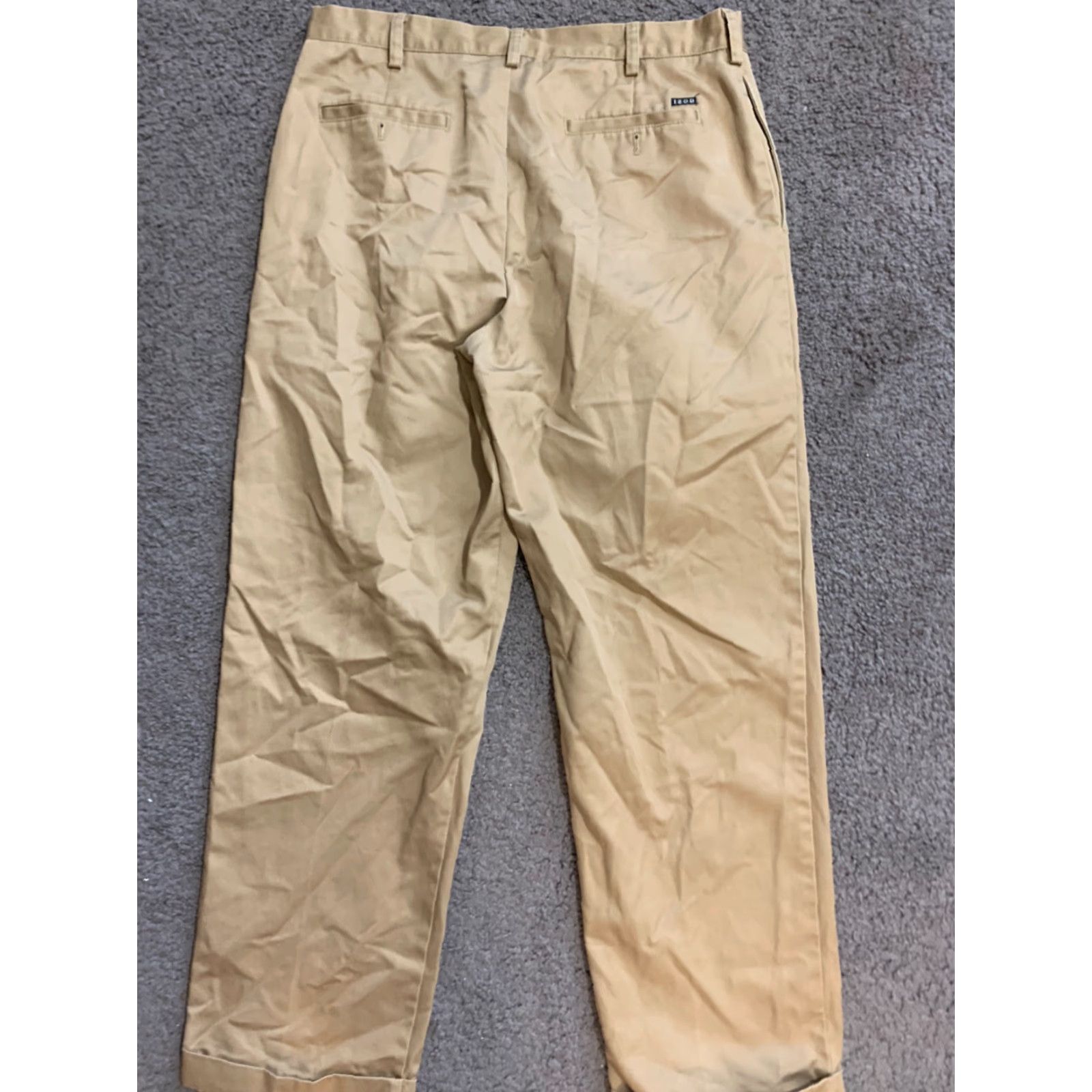 Izod IZOD Men's 36x30 Classic Chino Pants Beige Cotton No-Iron Cuffed Pleated 5-Pocket Size US 36 / EU 52 - 4 Thumbnail