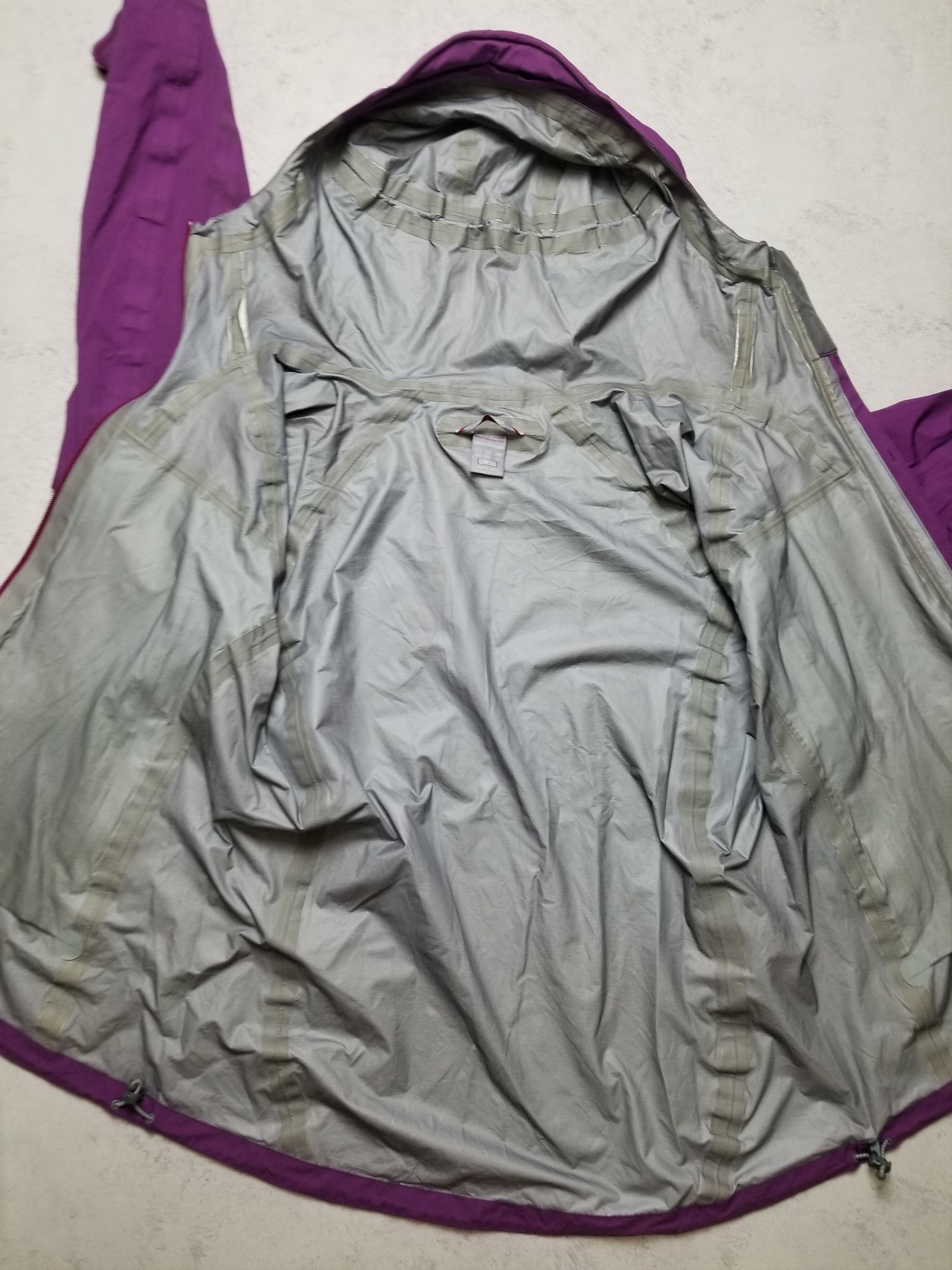 Rab Rab Newton Rain Event Waterproof Fabric Jacket Size XL / US 12-14 / IT 48-50 - 11 Thumbnail