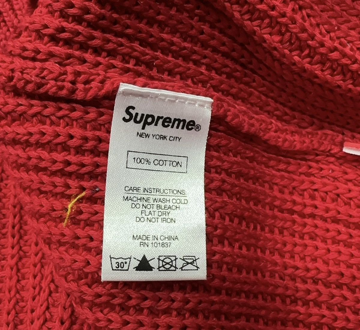 Comme des Garcons Supreme cdg red sweater pullover Size US M / EU 48-50 / 2 - 4 Thumbnail
