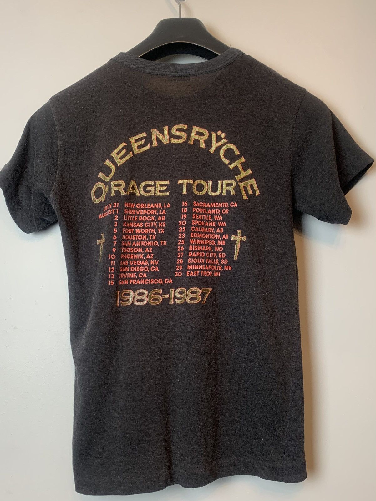 Band Tees Queensrÿche Rage For Order 86-87 Reprint Tour Band T-Shirt Size US S / EU 44-46 / 1 - 2 Thumbnail
