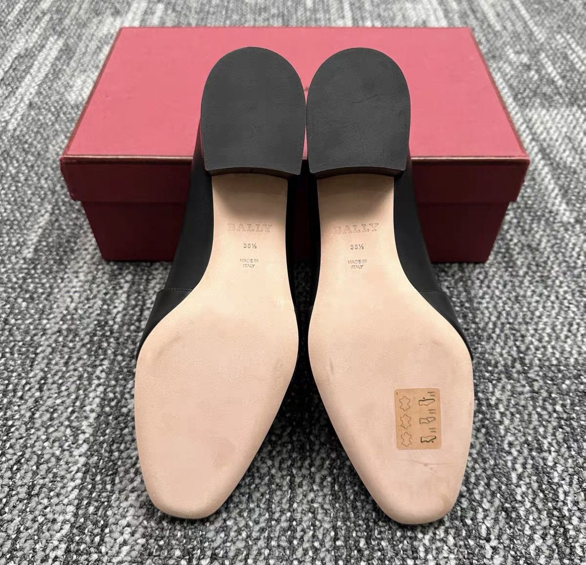 Bally Bally Logo Slip-On Loafers J42 Size US 7.5 / IT 37.5 - 6 Thumbnail