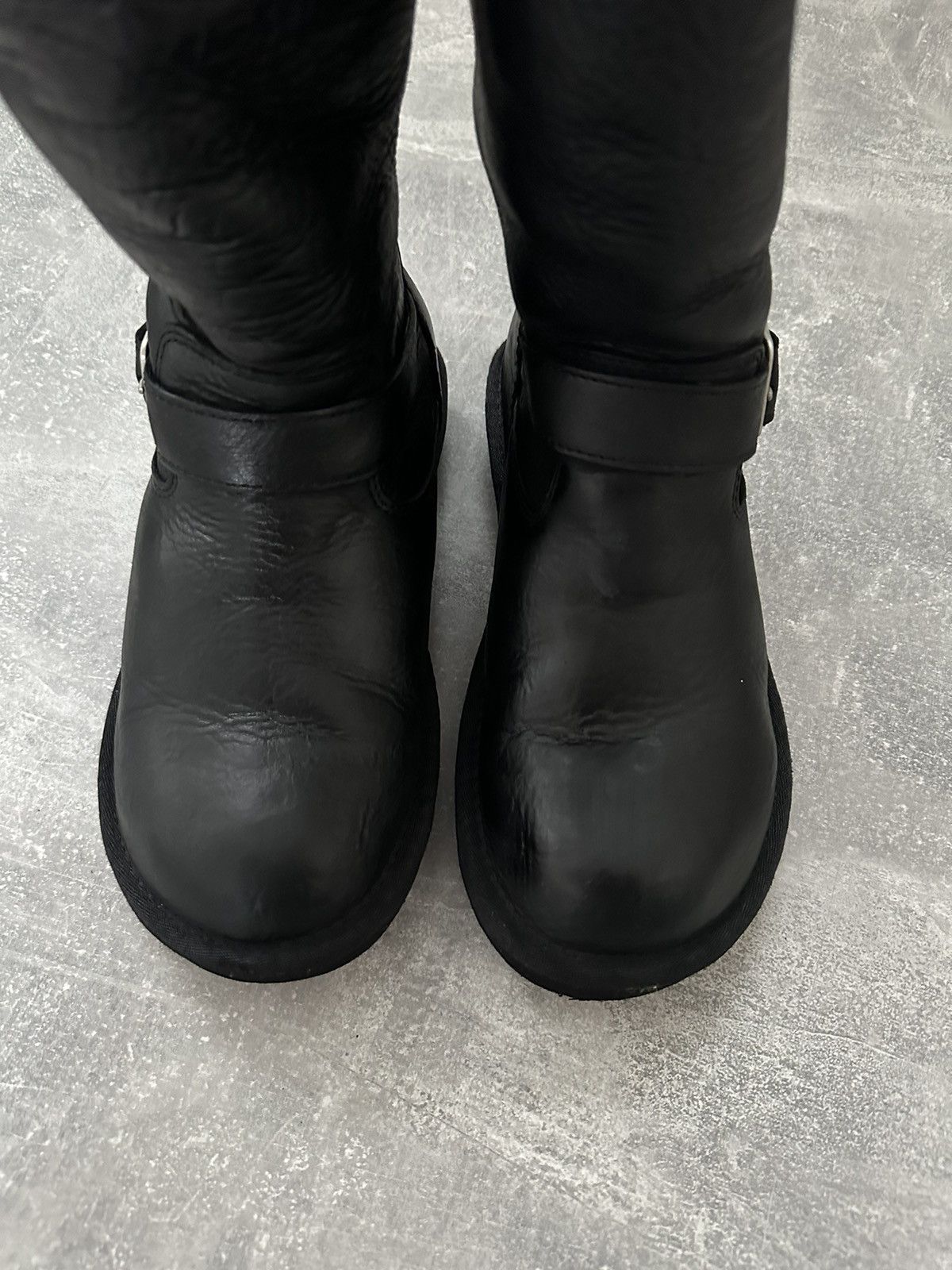 Ugg UGG Australia Kensington Leather Sheepskin Biker Boots Size US 6 / IT 36 - 3 Thumbnail