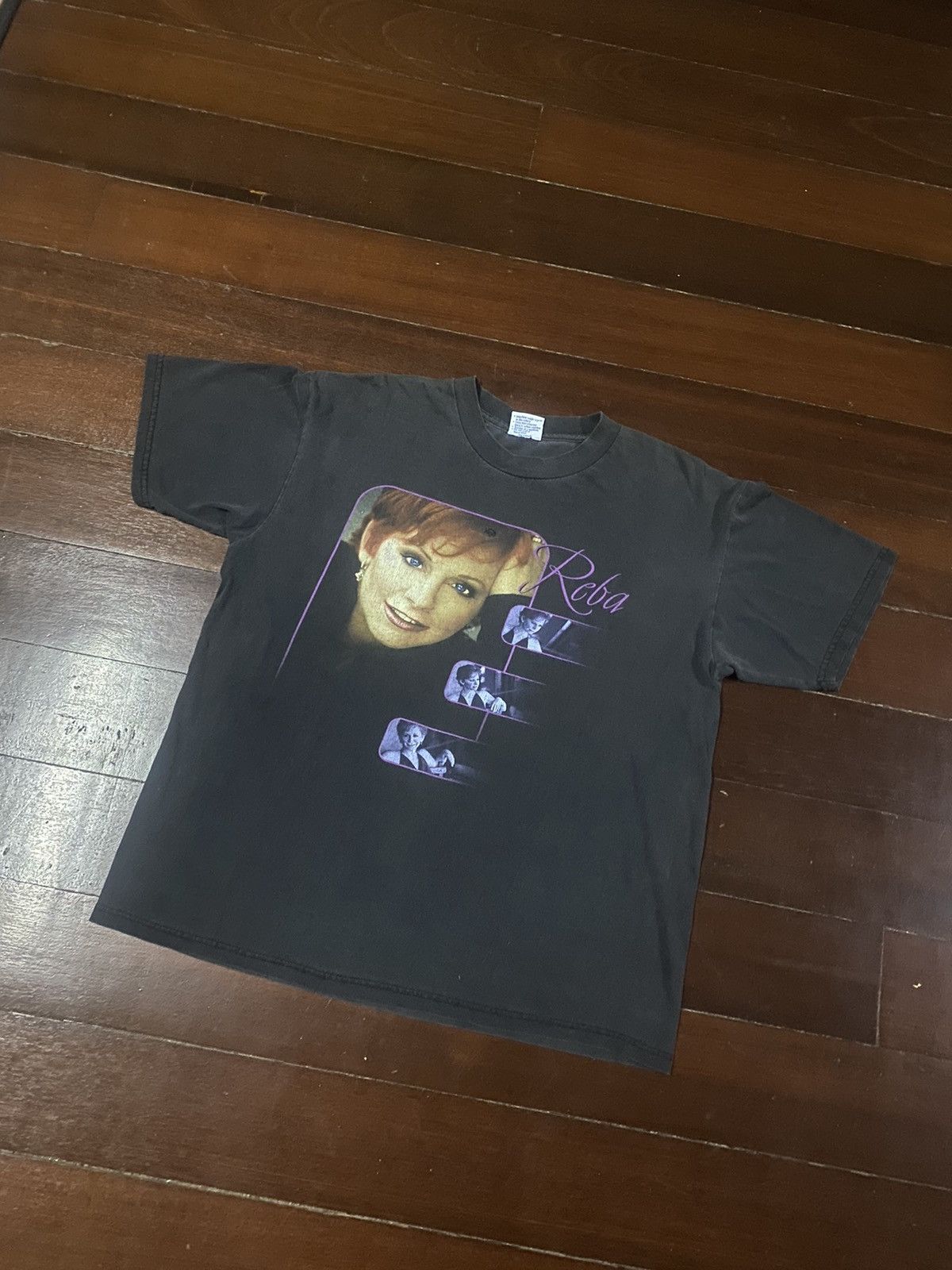 Band Tees FIRE 🔥 VINTAGE 90s REBA MCENTIRE TOUR 1999 COUNTRY SINGER Size US L / EU 52-54 / 3 - 4 Thumbnail