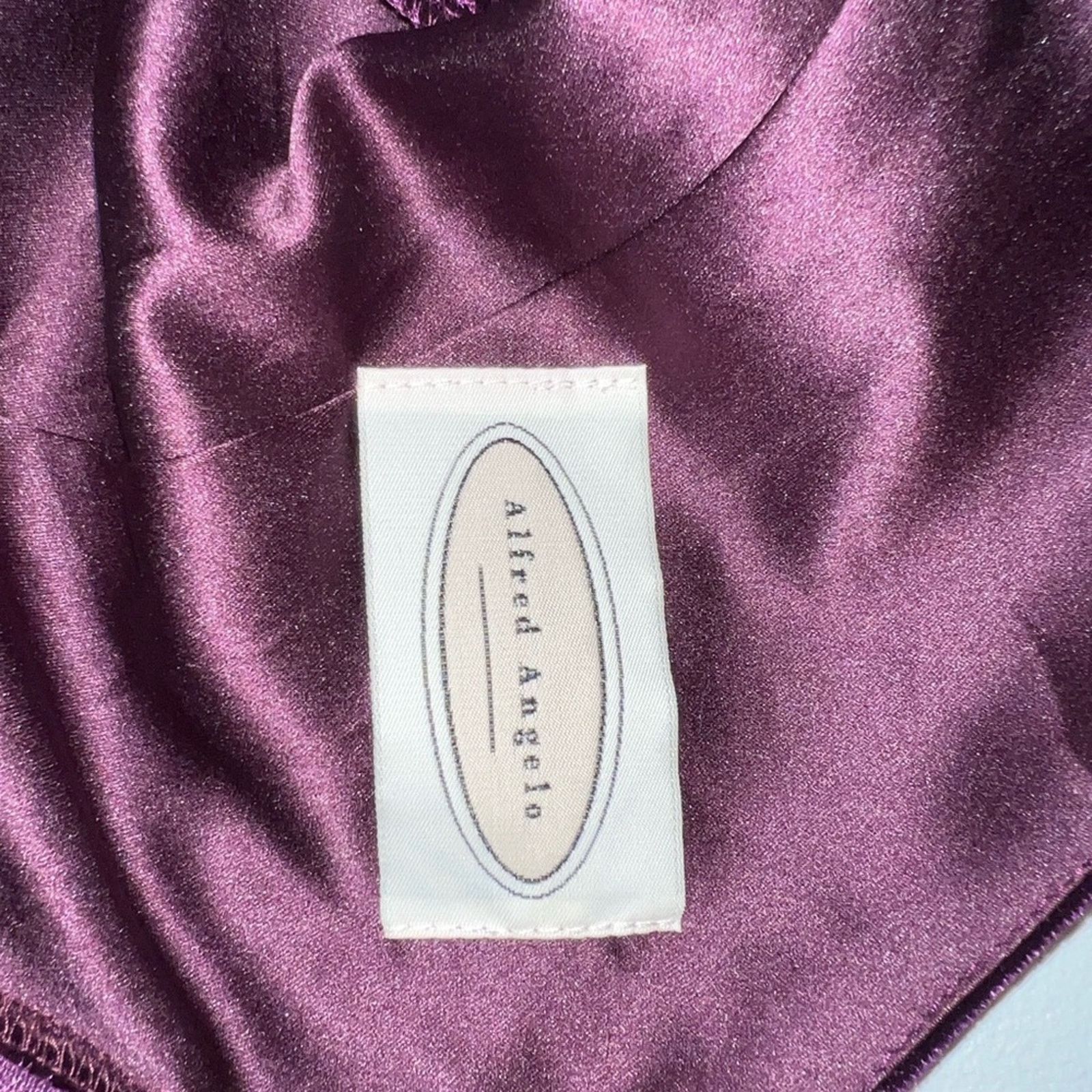 Other *New* Vintage 1970s Alfred Angelo Velvet Empire Waist Gown! Size XL / US 12-14 / IT 48-50 - 10 Thumbnail