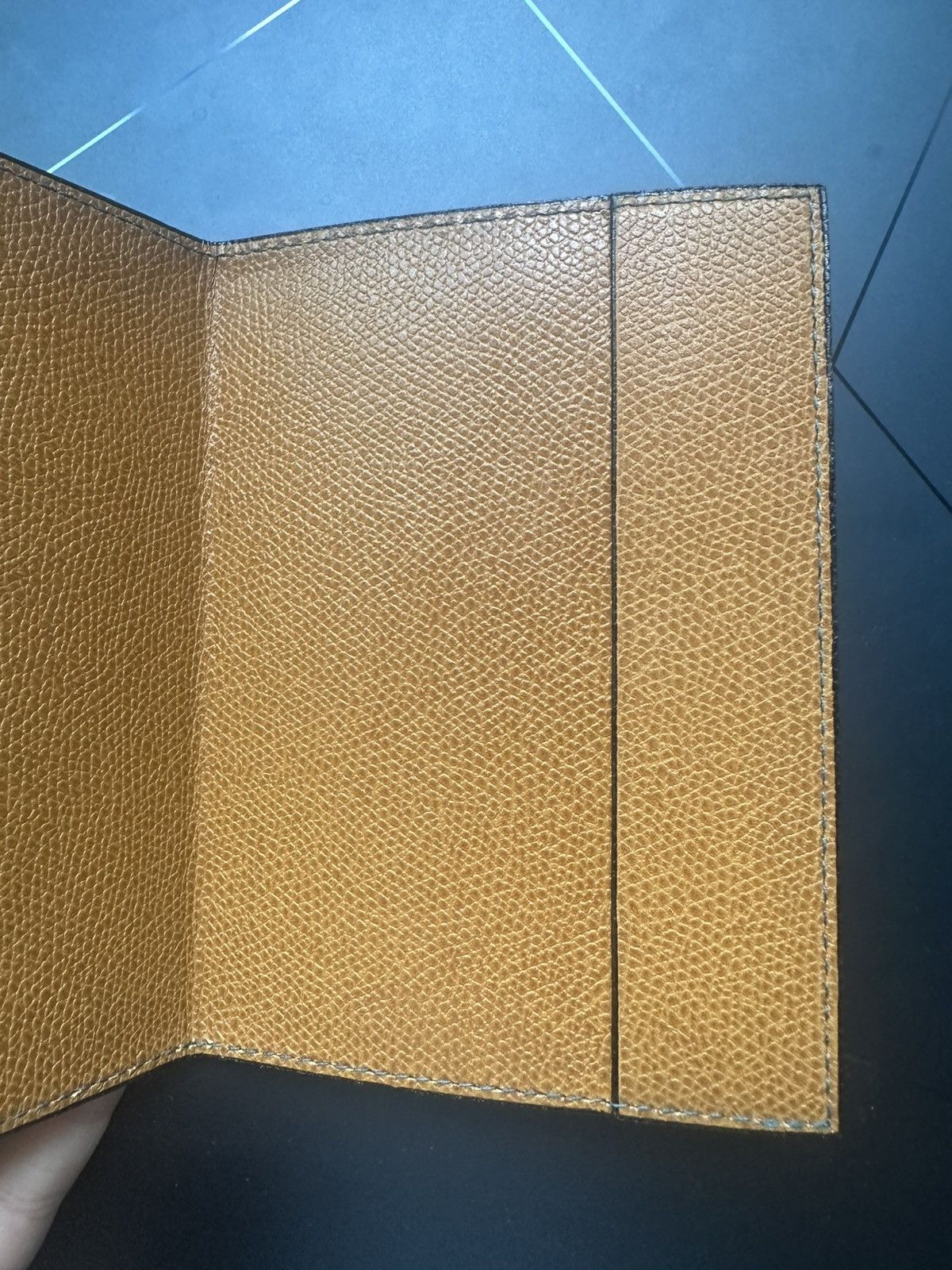 Valextra New Valextra Leather Passport Holder Cover Made In Italy Size ONE SIZE - 7 Thumbnail