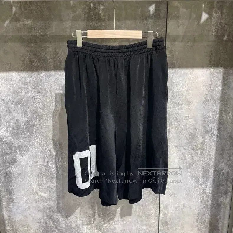 Balenciaga Balenciaga size S Shorts Size US 27 - 1 Thumbnail