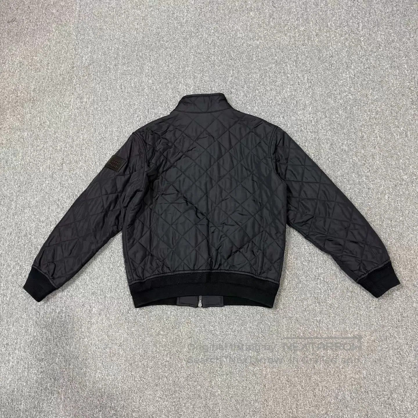 Burberry Black Quilted Bomber Jacket Size S. Size US S / EU 44-46 / 1 - 2 Thumbnail