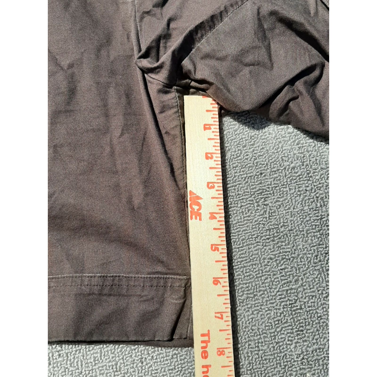 Mossimo VINTAGE Mossimo Supply Co Women’s Shorts Brown Size 12 * tiny snag on back Discounted Size 34" / US 12 / IT 48 - 3 Thumbnail