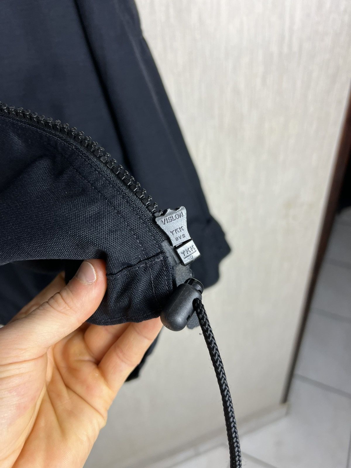 Levi's Vintage 90s Levi’s nylon zip jacket technical casual pocket Size US S / EU 44-46 / 1 - 12 Thumbnail
