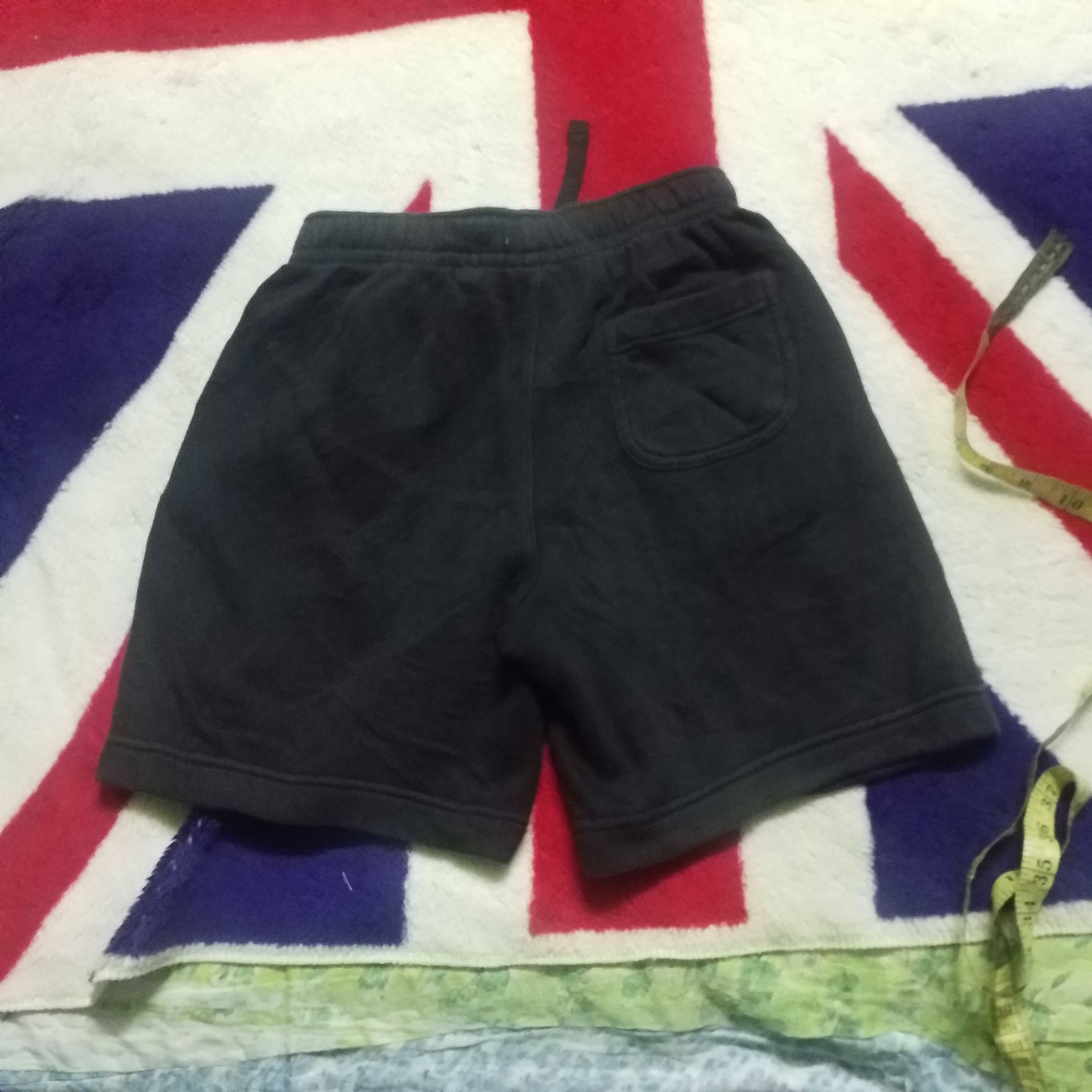 Nike NIKE SHORT Size US 26 / EU 42 - 4 Thumbnail