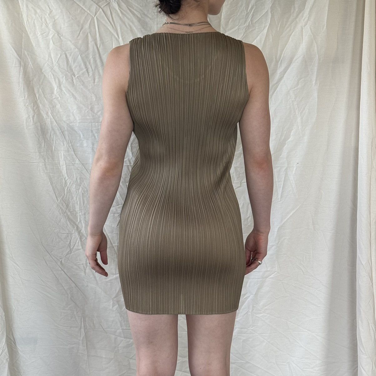 Issey Miyake × Pleats Please Issey Miyake Pleats Please Khaki Mini Tank Dress Size M / US 6-8 / IT 42-44 - 4 Thumbnail