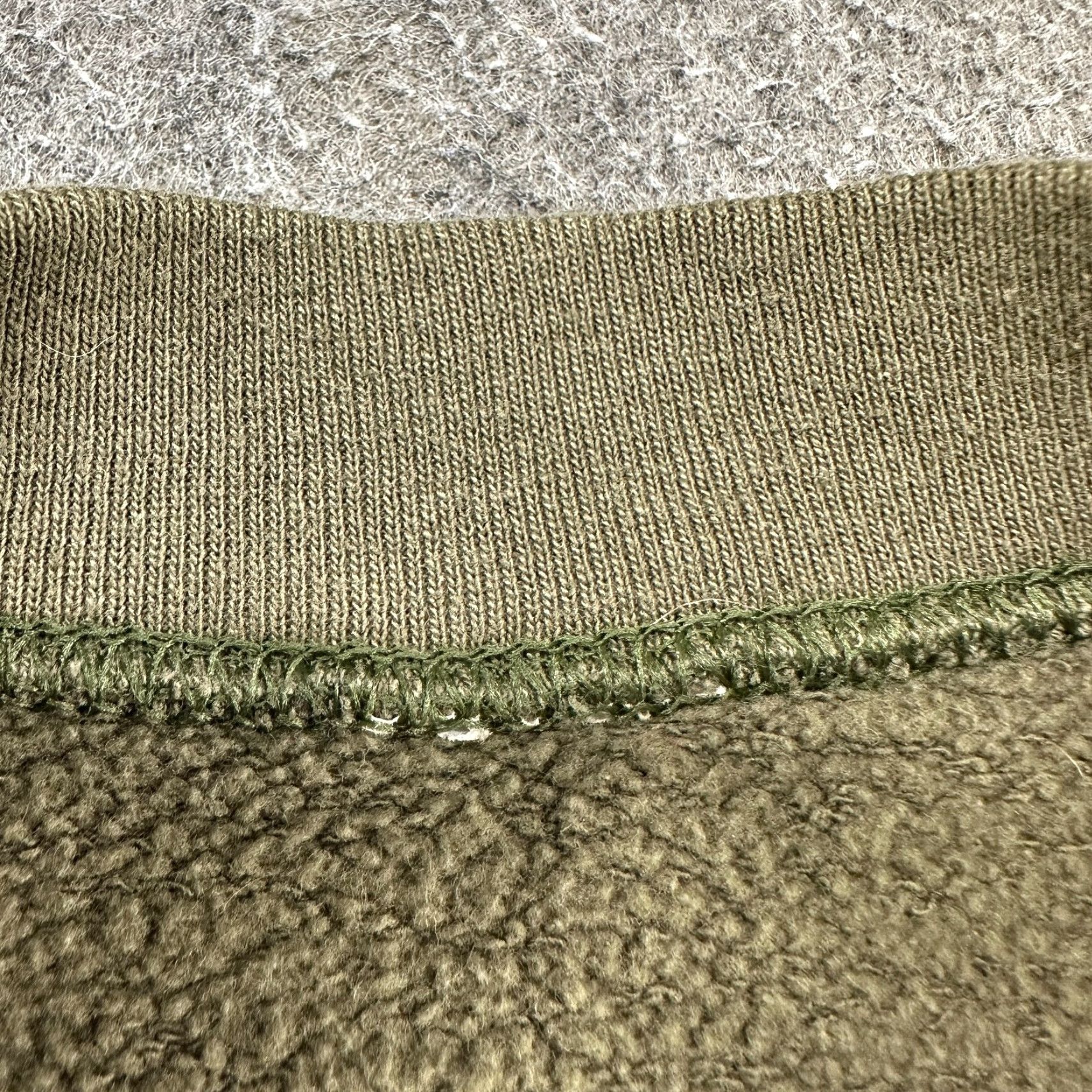 Vintage VINTAGE USMC Sweatshirt Mens L Green Pullover Crew Neck 90s Military Army Pockets Logo Regular Size US L / EU 52-54 / 3 - 4 Thumbnail