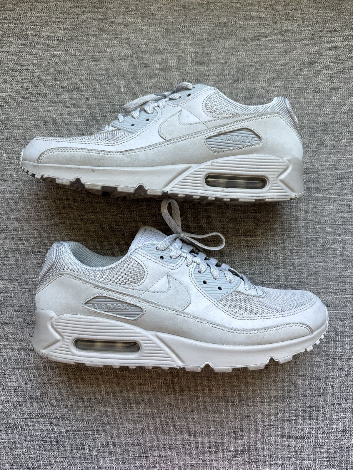 Nike Air Max 90 Wolf Grey Size US 10 / EU 43 - 1 Thumbnail