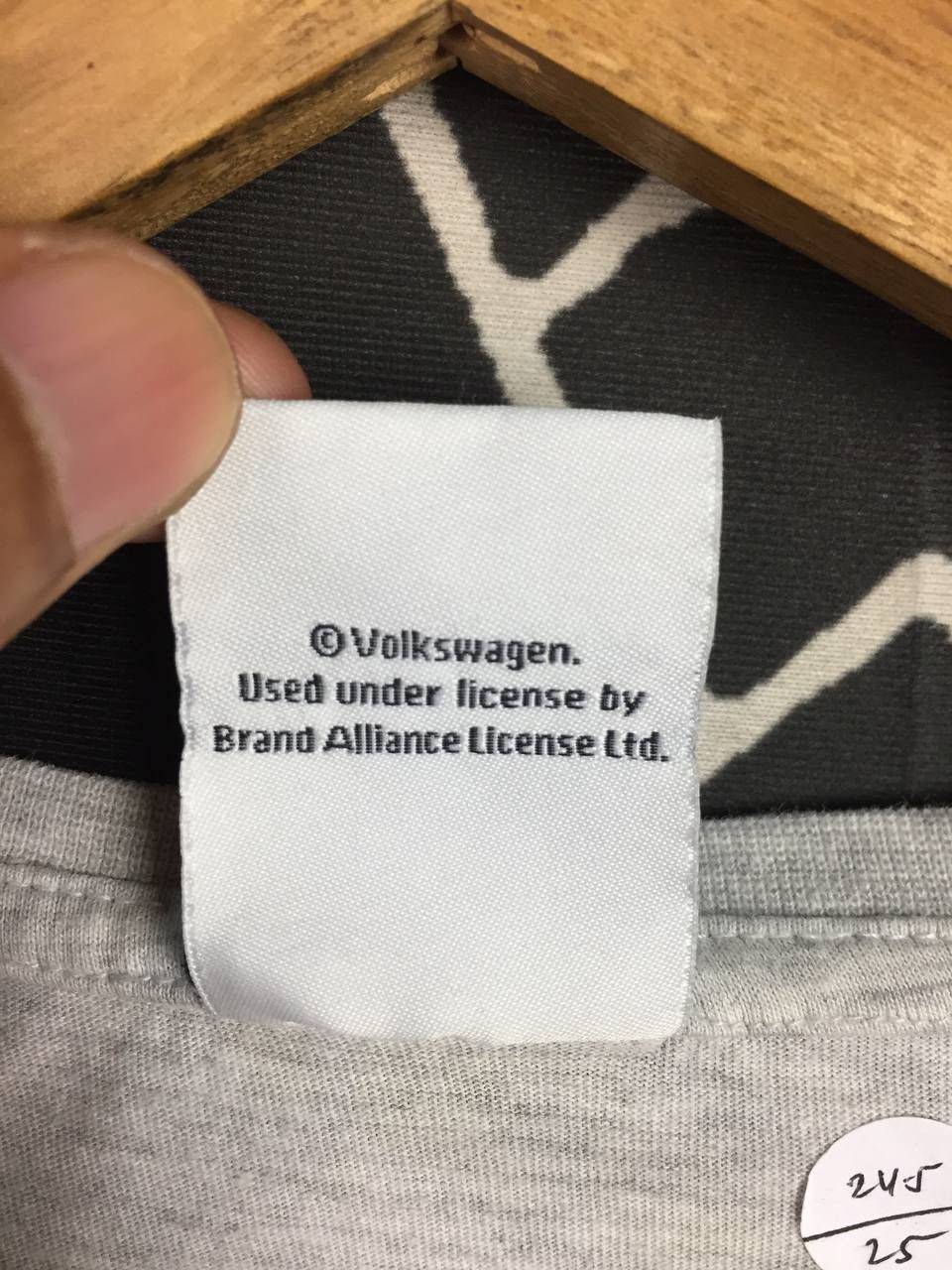 Vintage Volkswagen VW Official Licensed Product Van Life Tee Size US XL / EU 56 / 4 - 16 Thumbnail