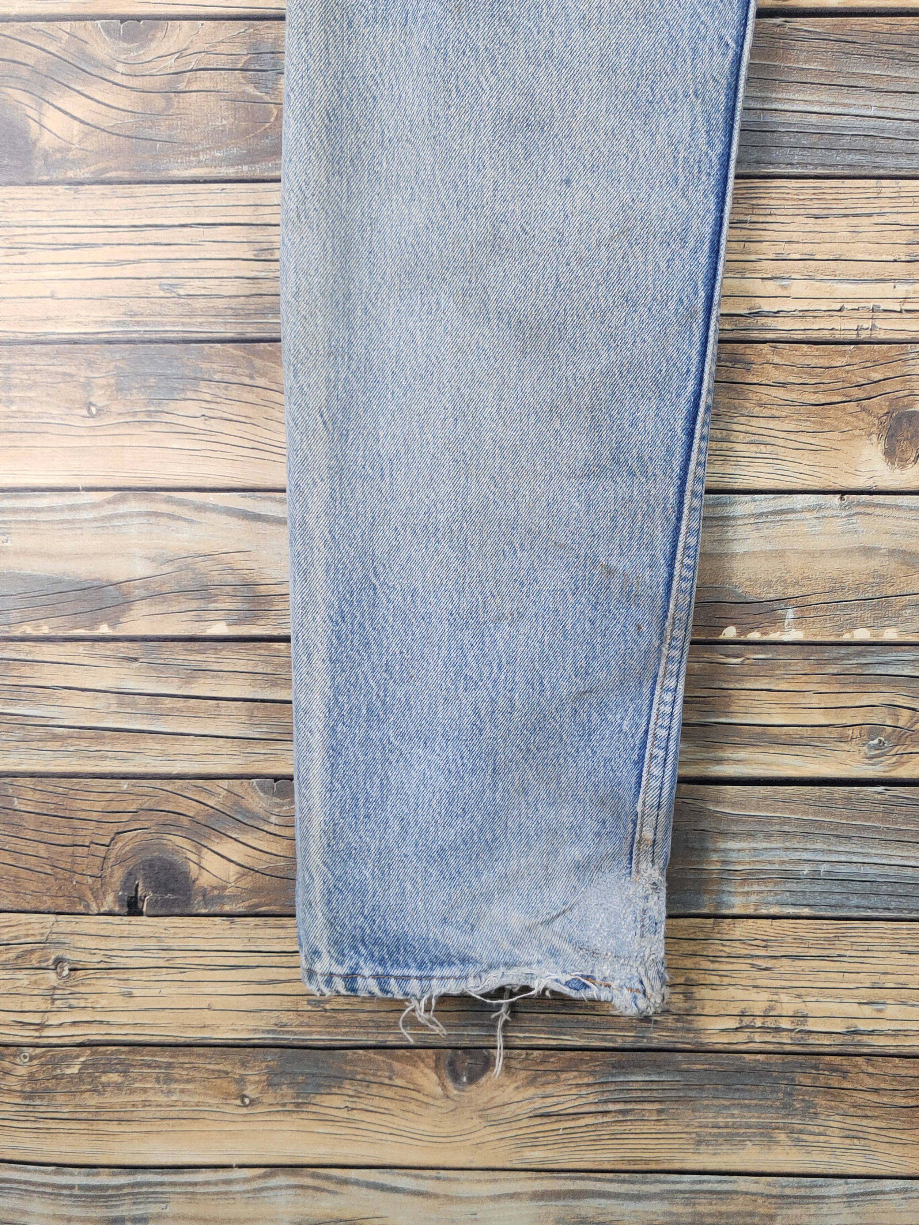 Levi's Levi's Light Blue Distressed Ripped denim Jeans #W1588 Size US 34 / EU 50 - 9 Thumbnail