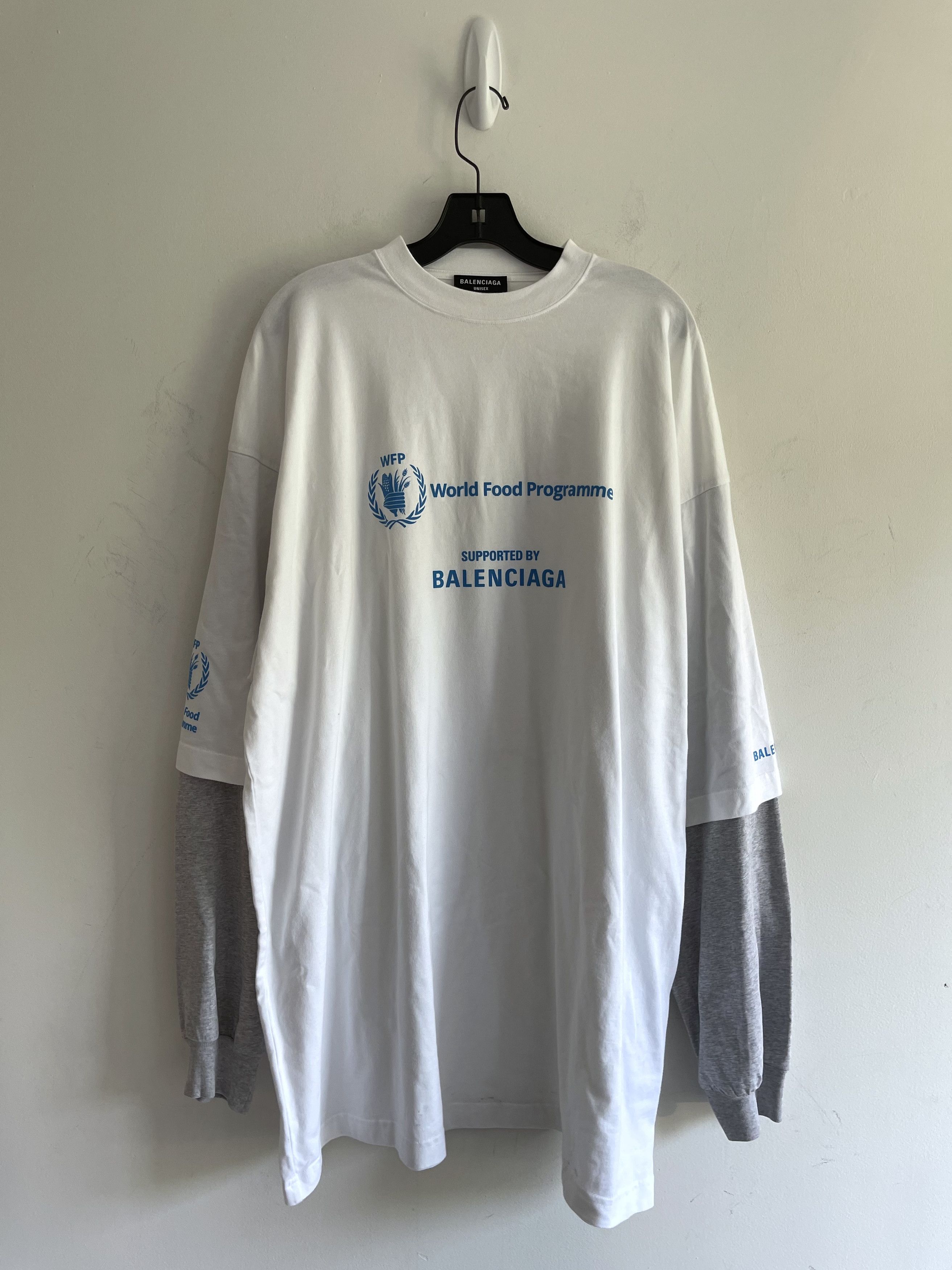 image of Balenciaga New Wfp World Food Programme Double Long Sleeve Logo Tee (4) in White Gray (Size XL)